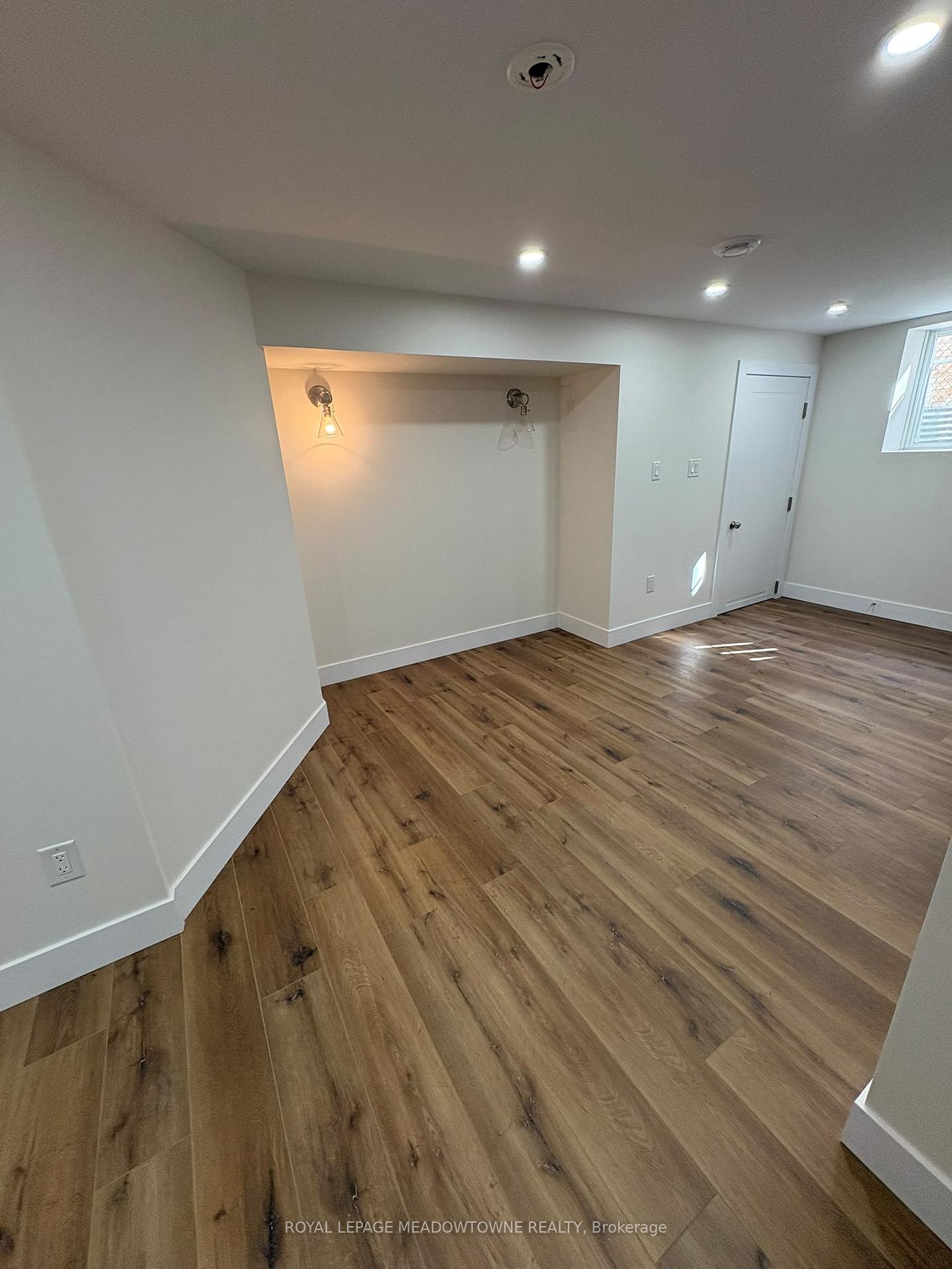 Photo 9 of Unit BSMT, 1018 Willow Drive, London, South Y — HOMEH