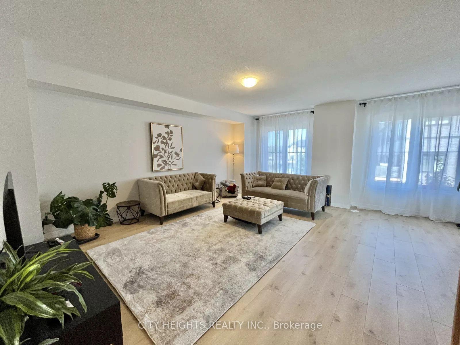 Photo 11 of 92 Jerome Way, Clarington, Bowmanville — HOMEH
