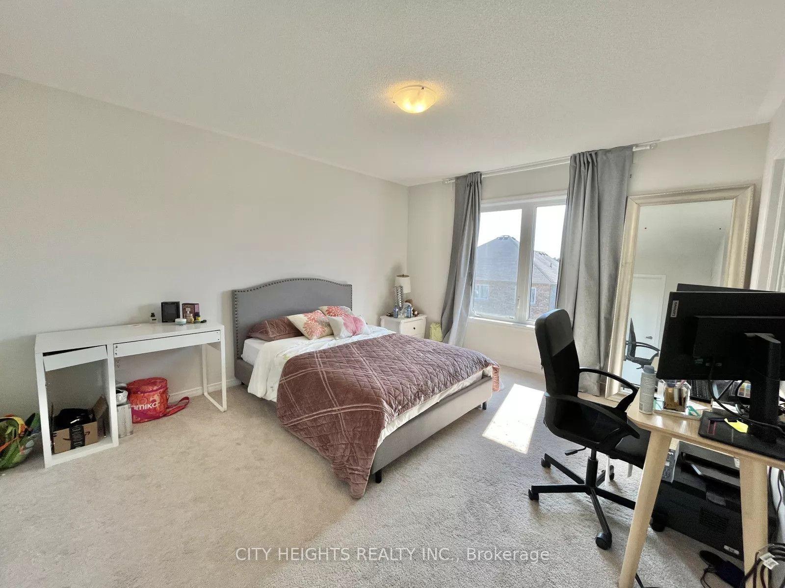 Photo 15 of 92 Jerome Way, Clarington, Bowmanville — HOMEH