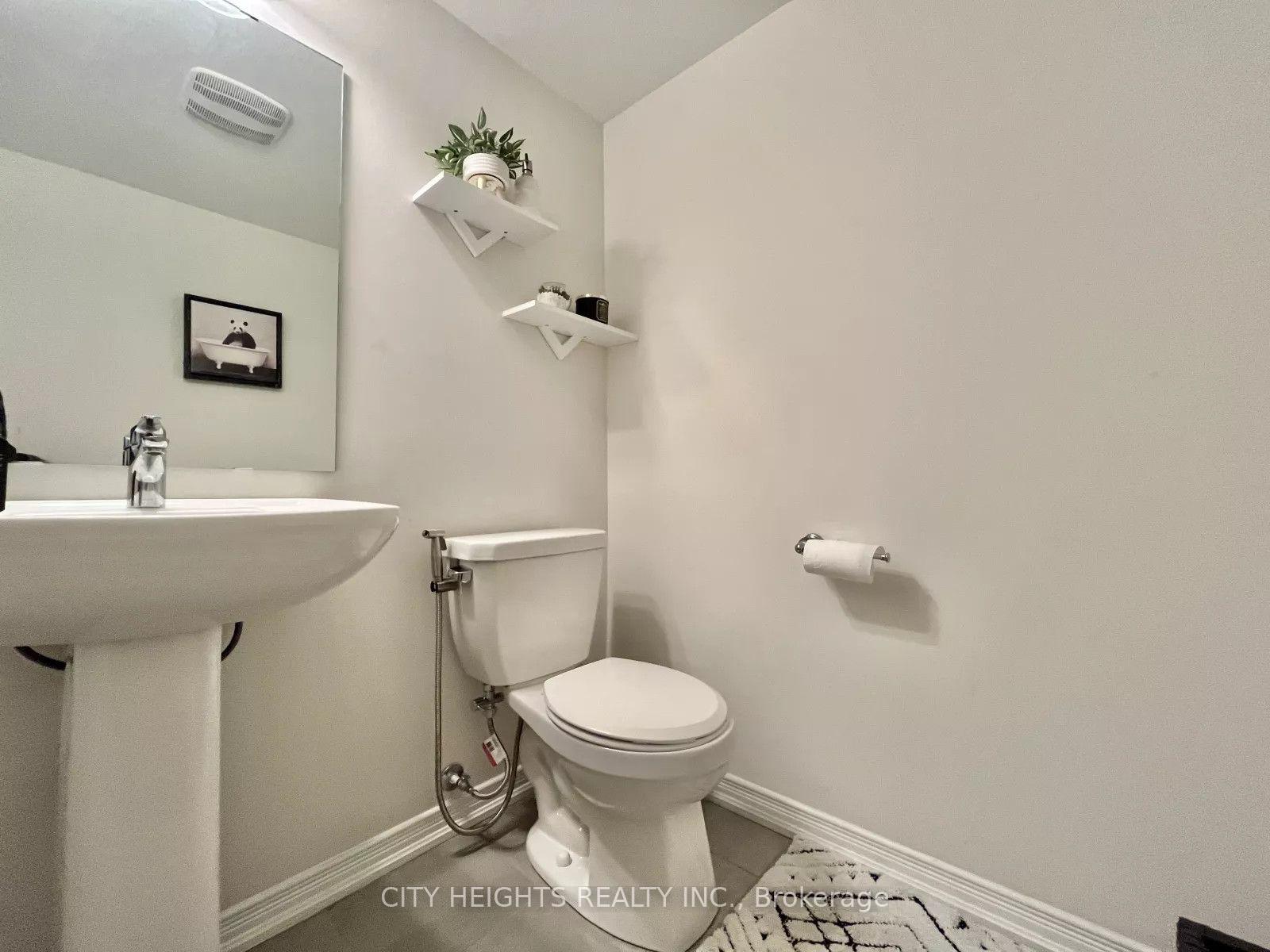 Photo 17 of 92 Jerome Way, Clarington, Bowmanville — HOMEH