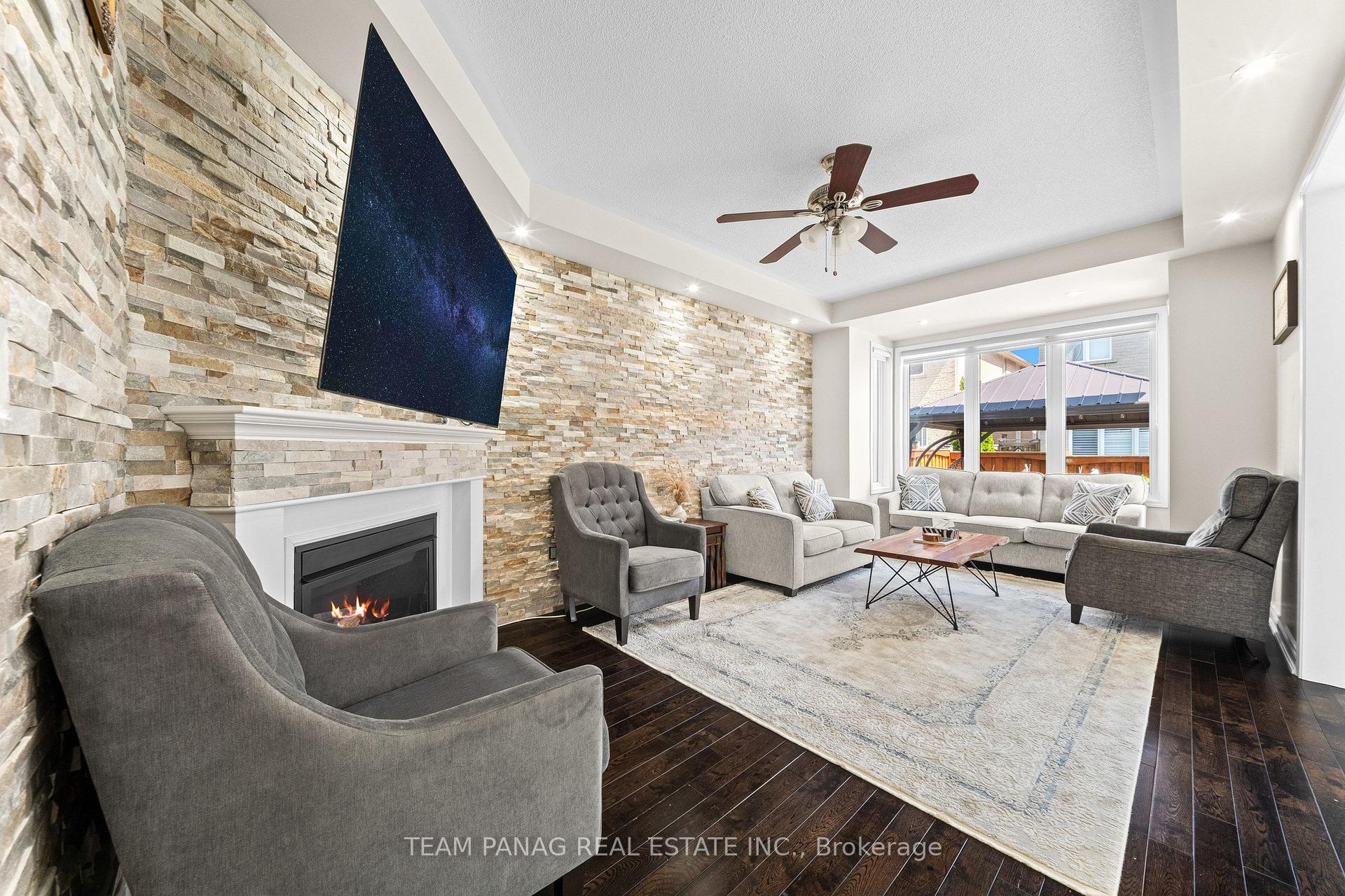 Photo 16 of 13 Seafair Crescent, Brampton, Fletcher's West — HOMEH