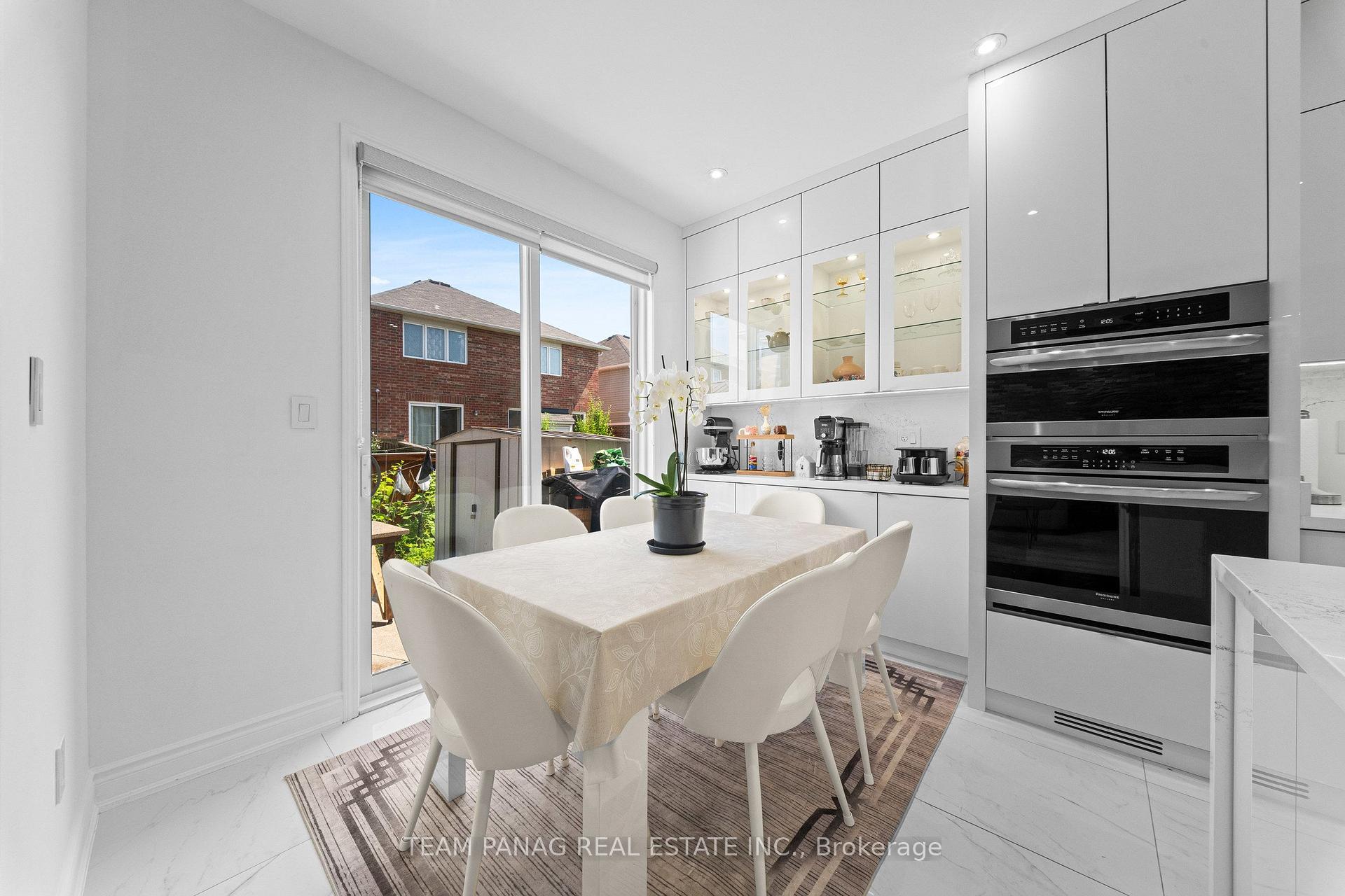 Photo 24 of 13 Seafair Crescent, Brampton, Fletcher's West — HOMEH