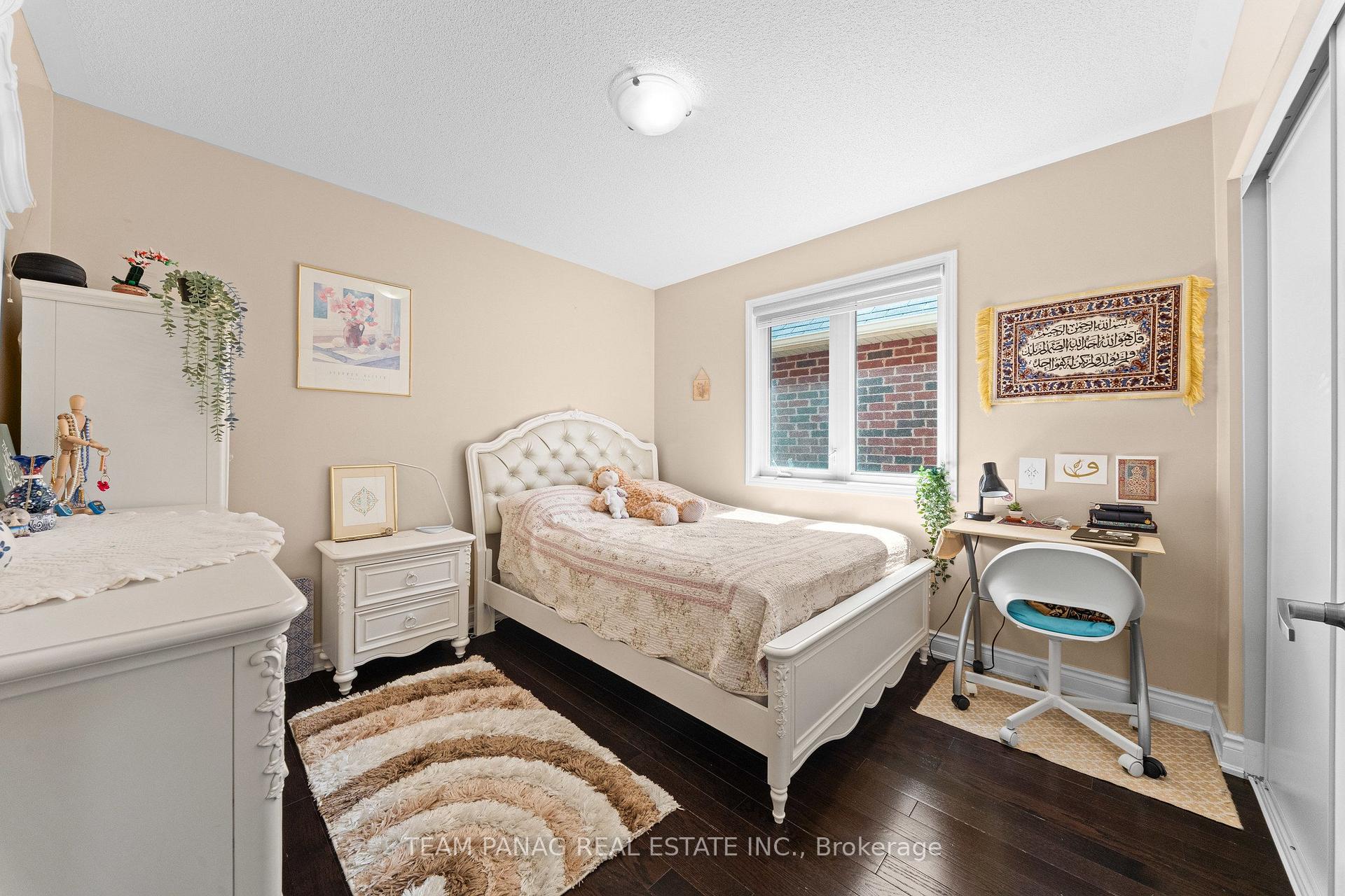 Photo 32 of 13 Seafair Crescent, Brampton, Fletcher's West — HOMEH