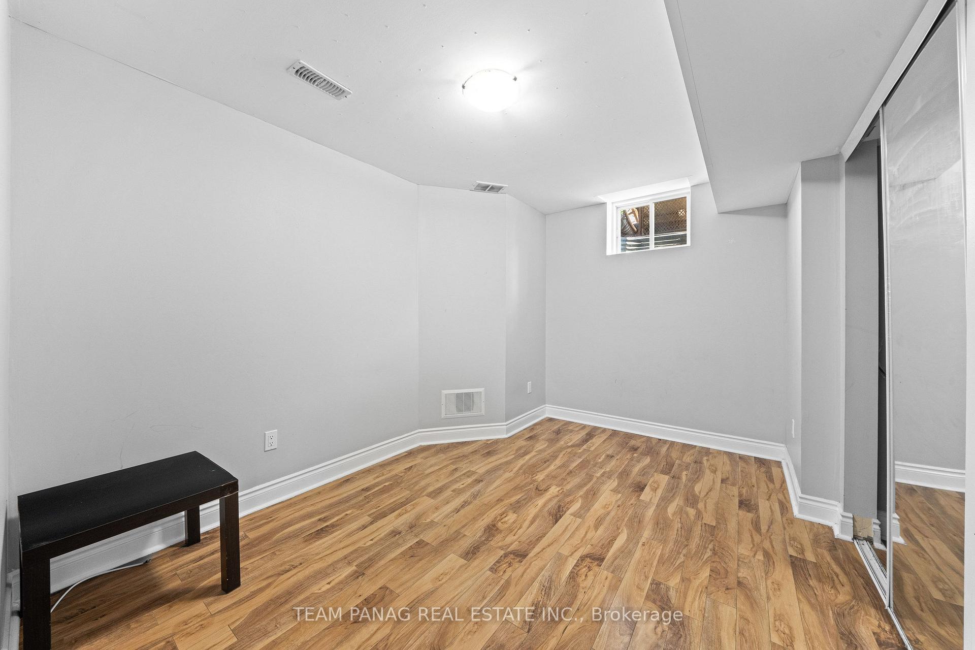 Photo 44 of 13 Seafair Crescent, Brampton, Fletcher's West — HOMEH