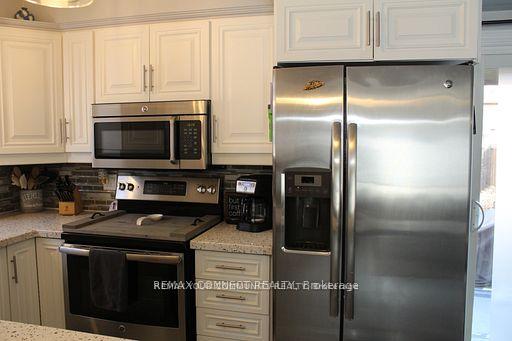 Photo 5 of 376 Dwight Avenue, Oshawa, Lakeview — HOMEH