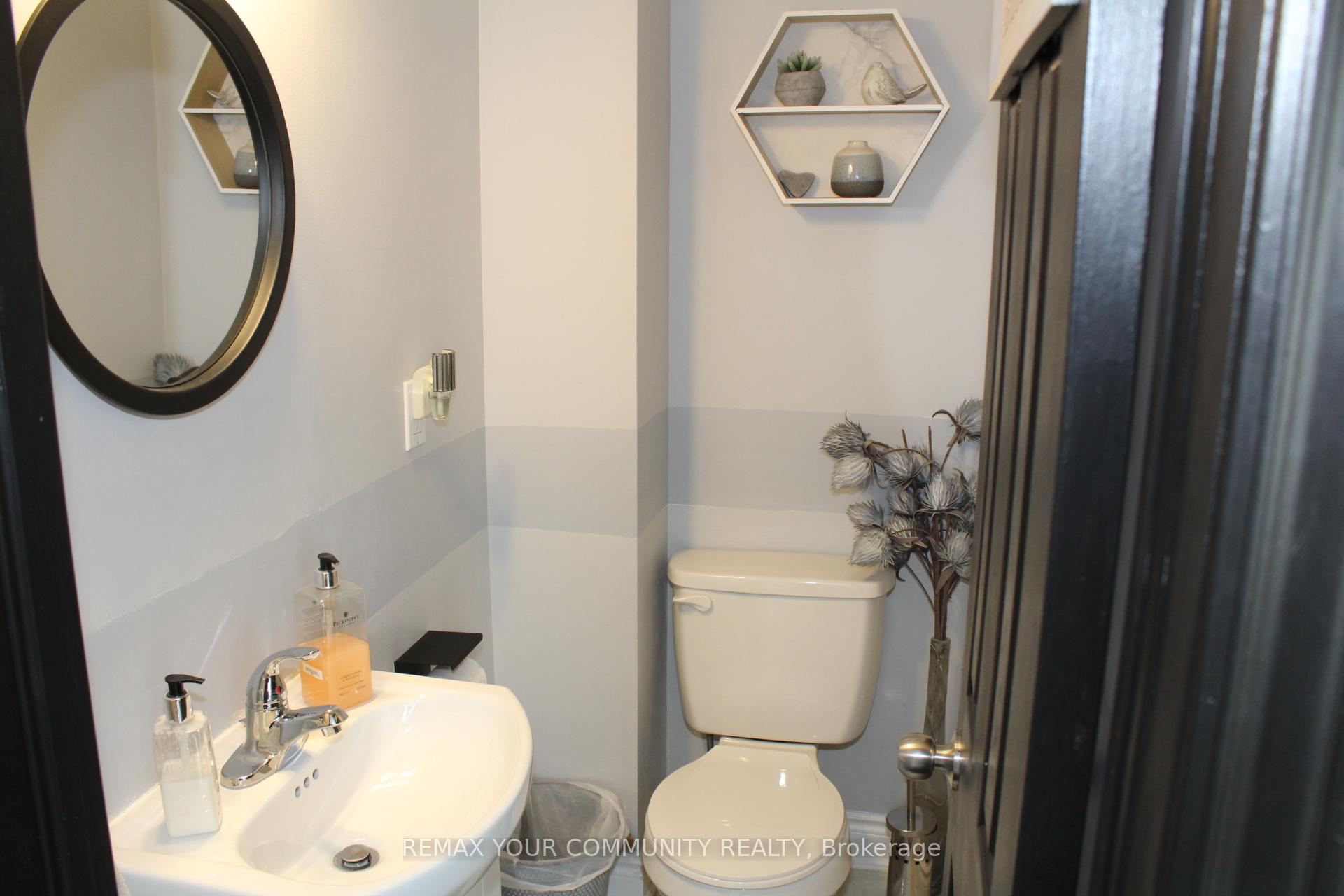 Photo 14 of 376 Dwight Avenue, Oshawa, Lakeview — HOMEH