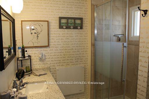 Photo 17 of 376 Dwight Avenue, Oshawa, Lakeview — HOMEH