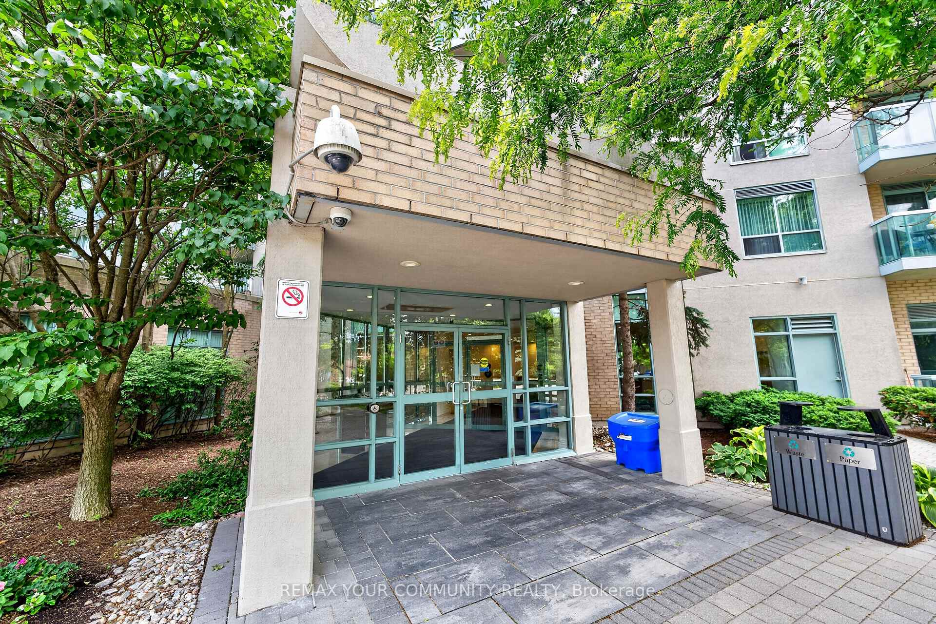 Photo 2 of Unit 721, 3 Ellesmere Street, Richmond Hill, Langstaff — HOMEH