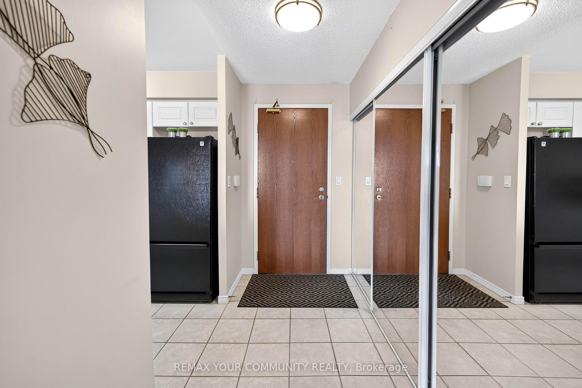 Photo 4 of Unit 721, 3 Ellesmere Street, Richmond Hill, Langstaff — HOMEH