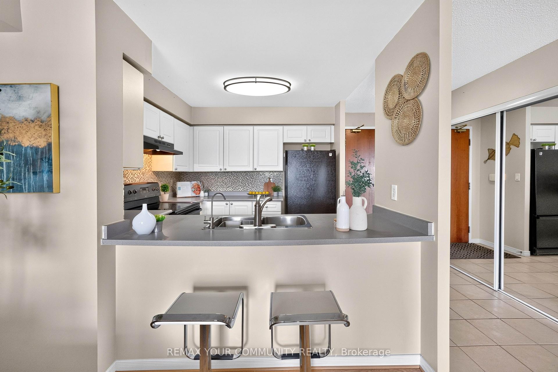 Photo 18 of Unit 721, 3 Ellesmere Street, Richmond Hill, Langstaff — HOMEH