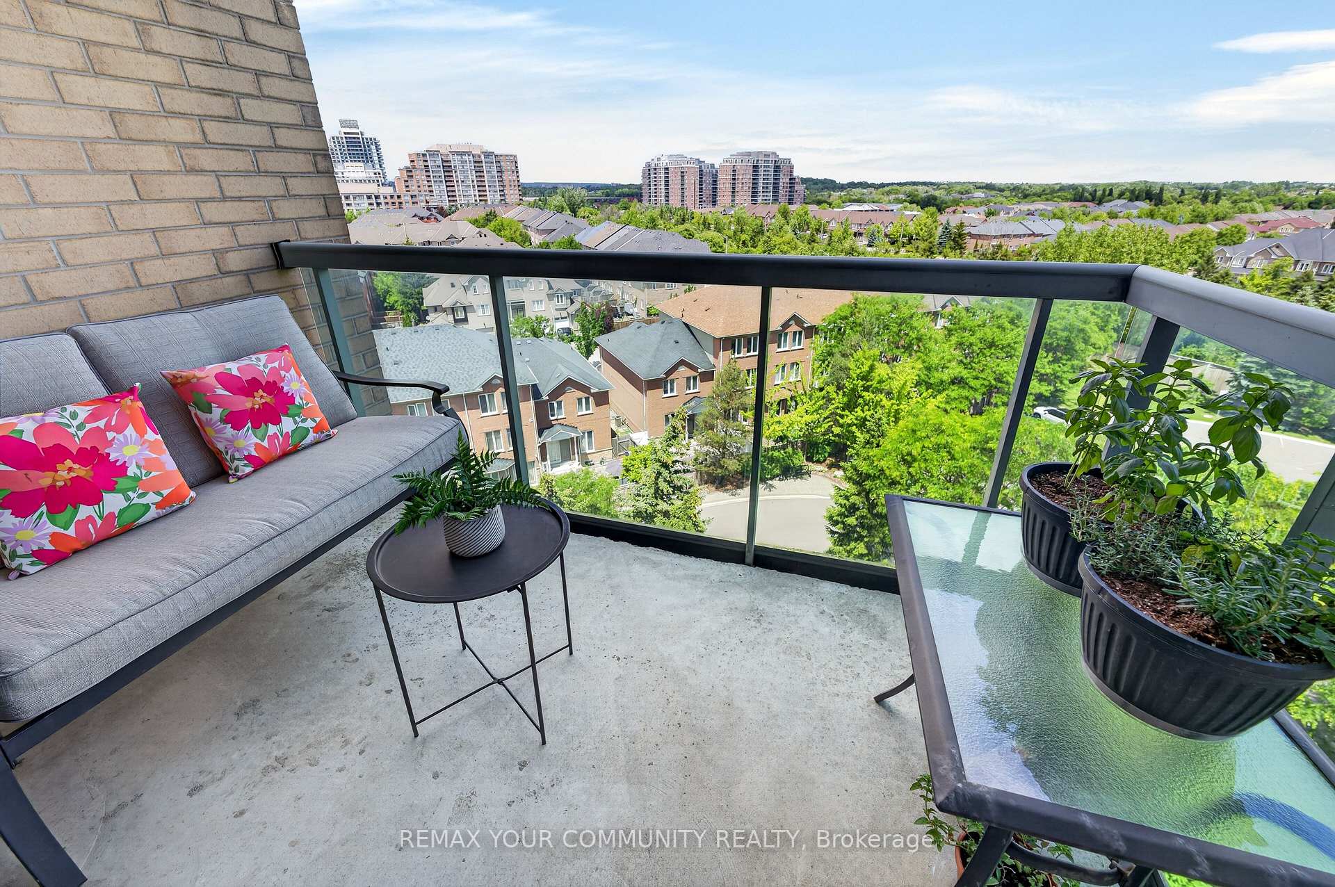 Photo 28 of Unit 721, 3 Ellesmere Street, Richmond Hill, Langstaff — HOMEH