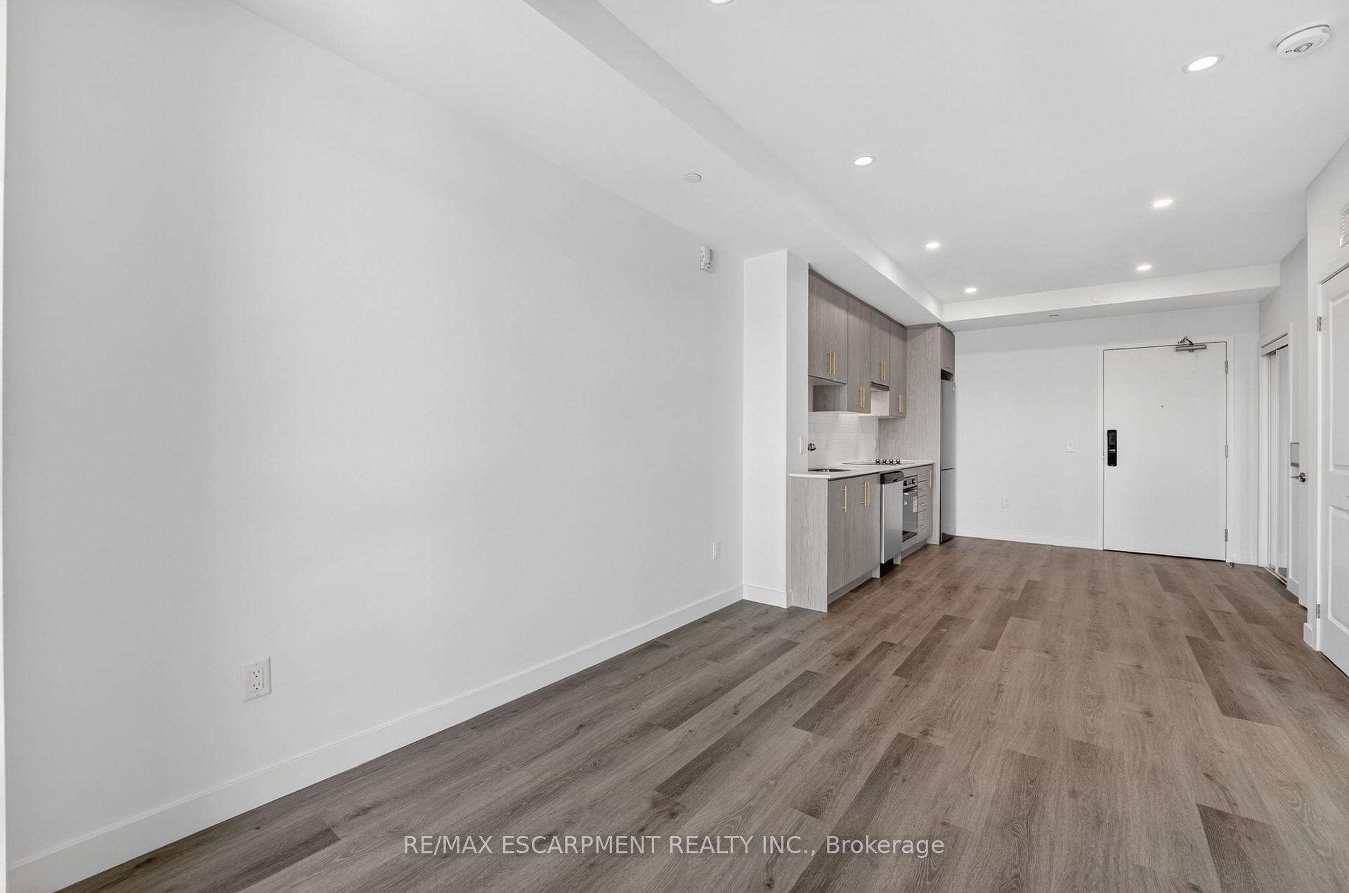 Photo 20 of Unit 321, 461 Green Road, Hamilton, Lakeshore — HOMEH