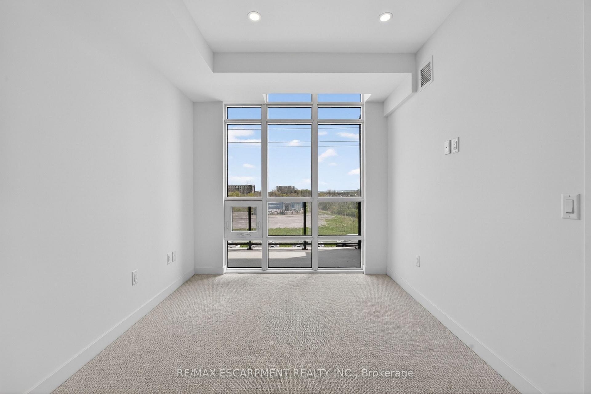 Photo 22 of Unit 321, 461 Green Road, Hamilton, Lakeshore — HOMEH