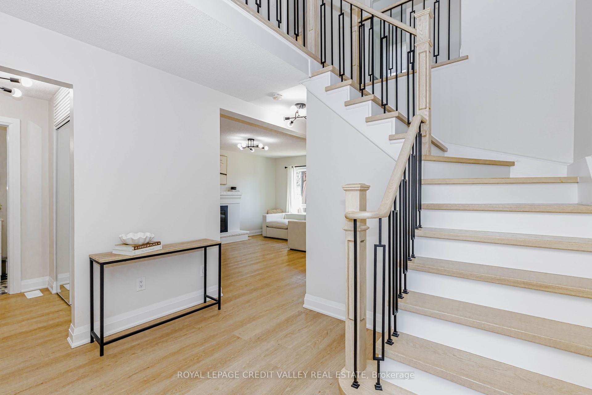 Photo 5 of 85 Derose Avenue, Caledon, Bolton West — HOMEH