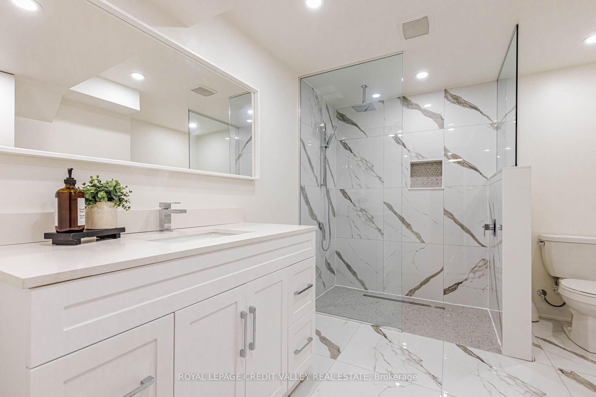 Photo 37 of 85 Derose Avenue, Caledon, Bolton West — HOMEH