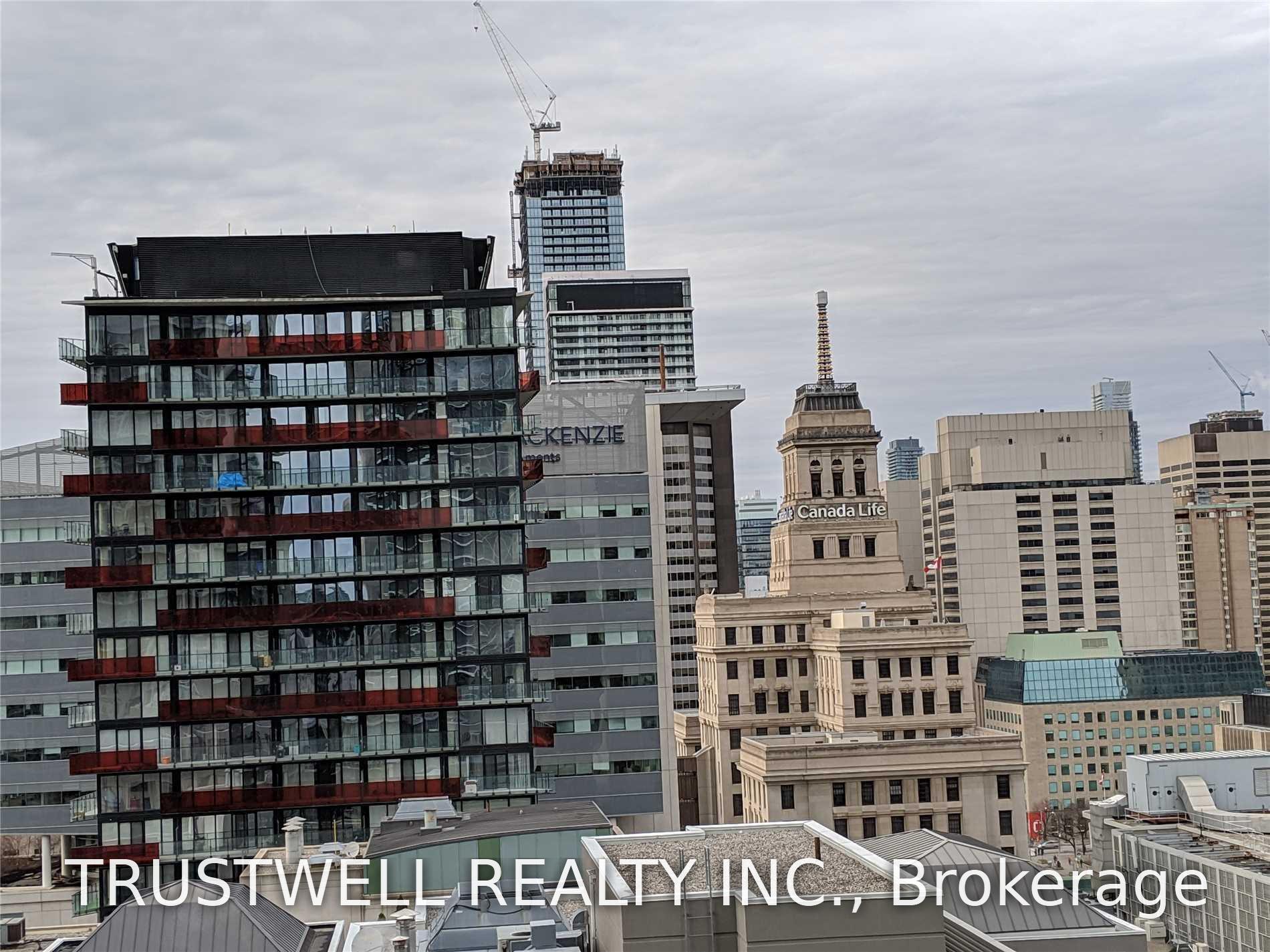 Photo 1 of Unit 2005, 126 Simcoe Street, Toronto, Waterfront Communities — HOMEH