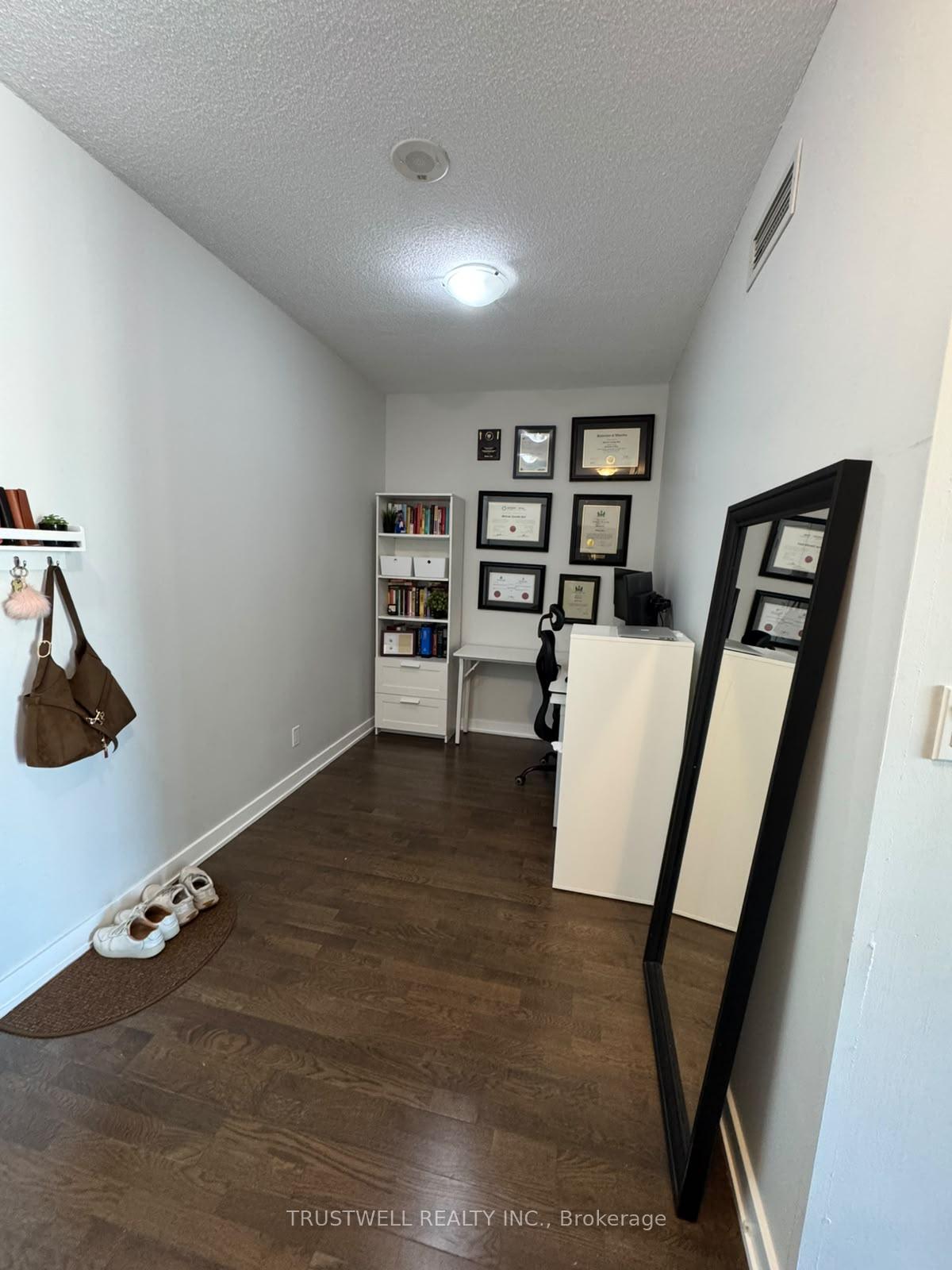 Photo 8 of Unit 2005, 126 Simcoe Street, Toronto, Waterfront Communities — HOMEH