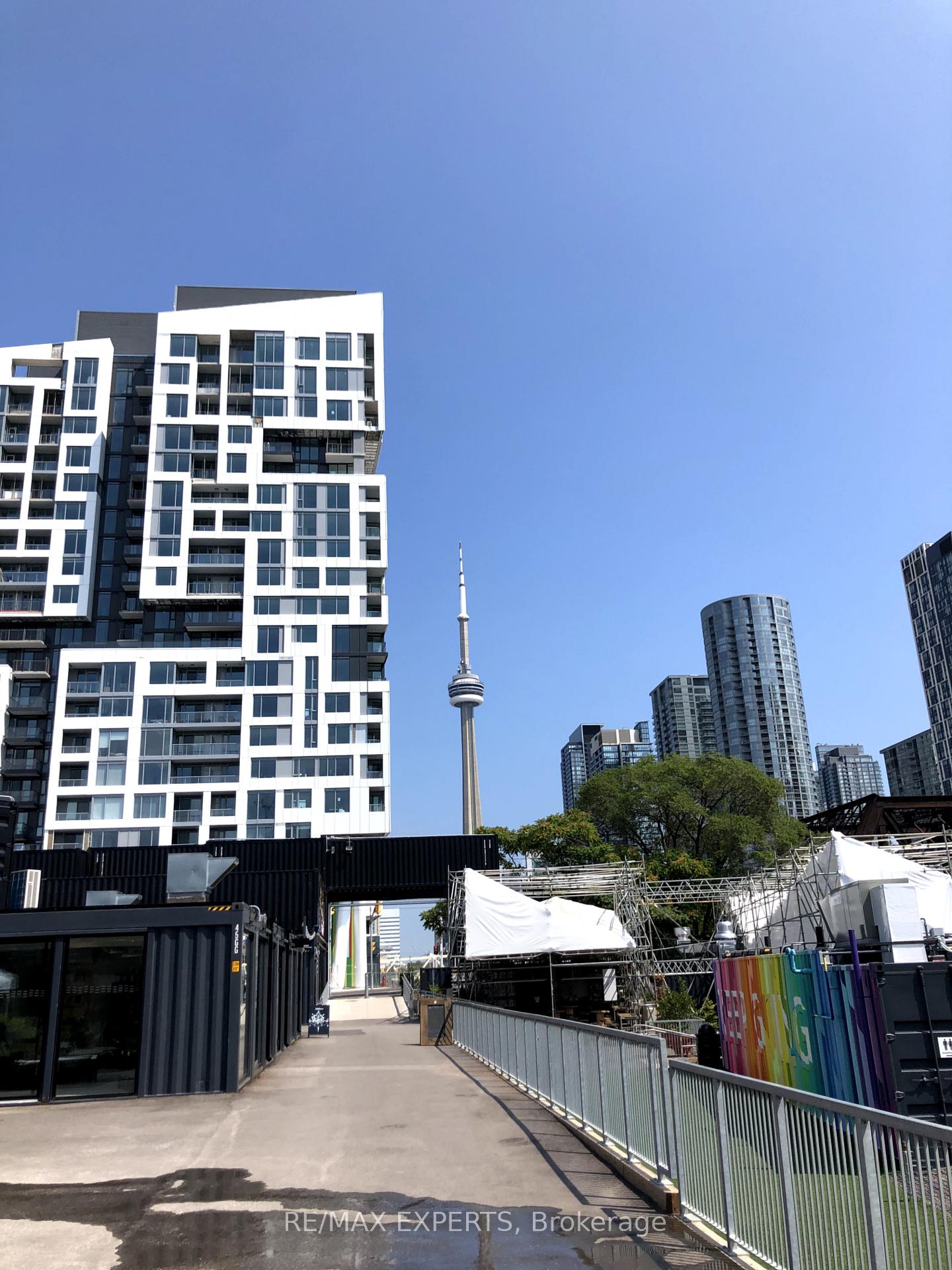 Photo of Unit 1214W, 27 Bathurst Street