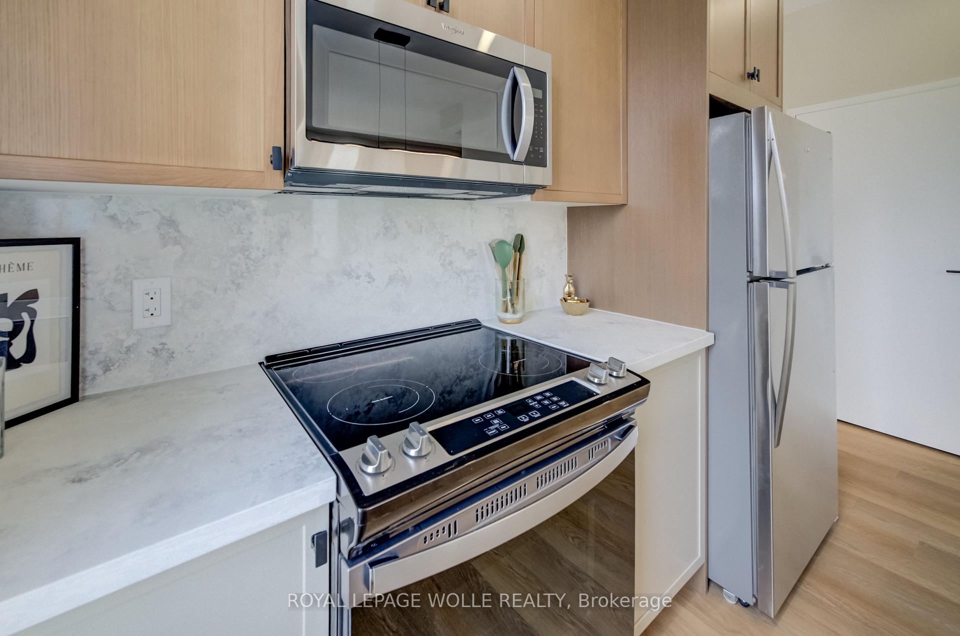 Photo 9 of Unit UNIT 15 (THE GROVE), 210 Heritage Drive, Kitchener, Grand River North — HOMEH