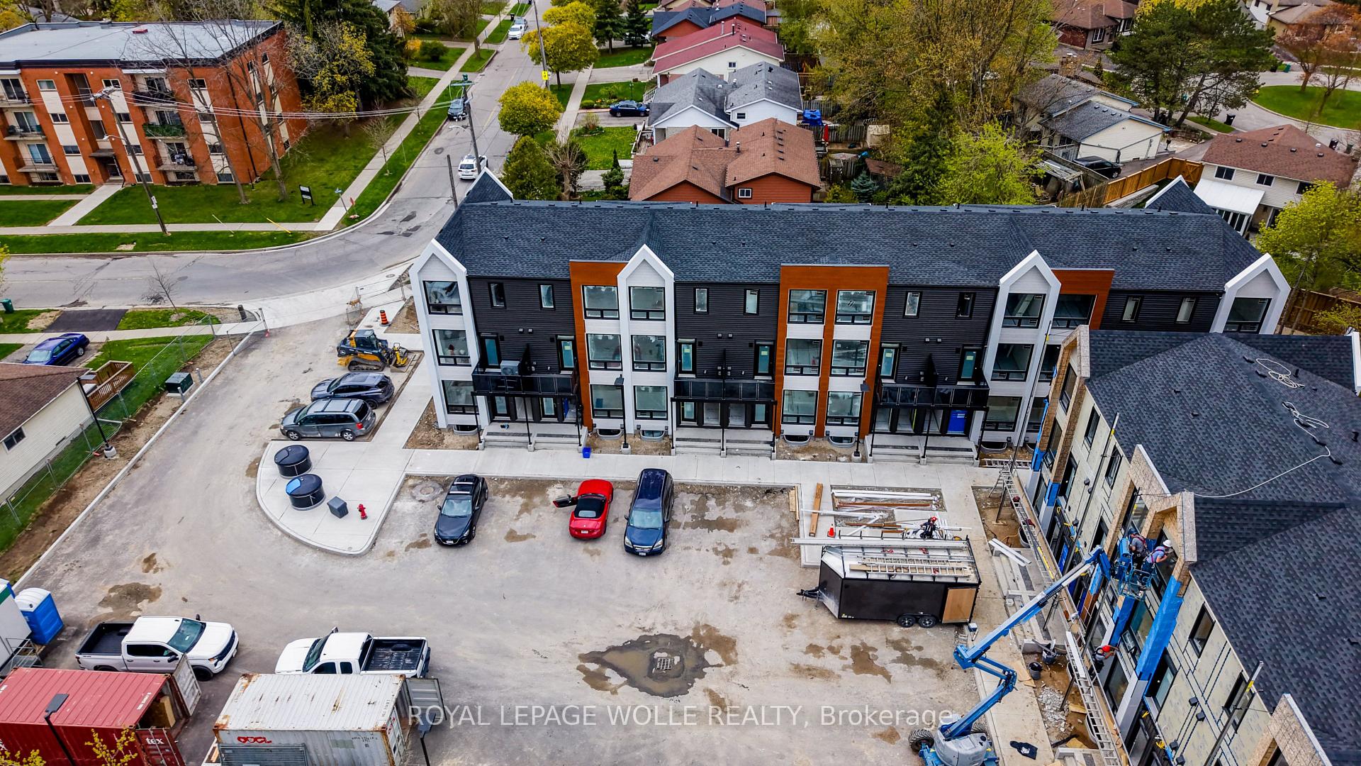 Photo 27 of Unit UNIT 15 (THE GROVE), 210 Heritage Drive, Kitchener, Grand River North — HOMEH