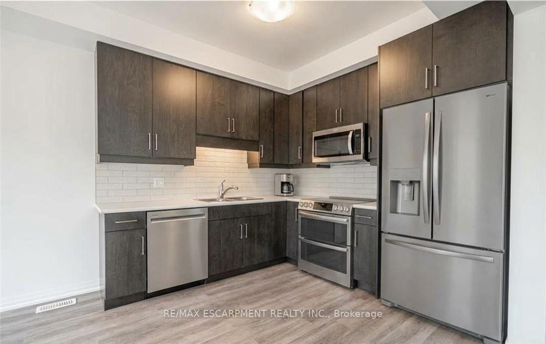 Photo 5 of Unit 72, 4552 Portage Road, Niagara Falls, Morrison — HOMEH