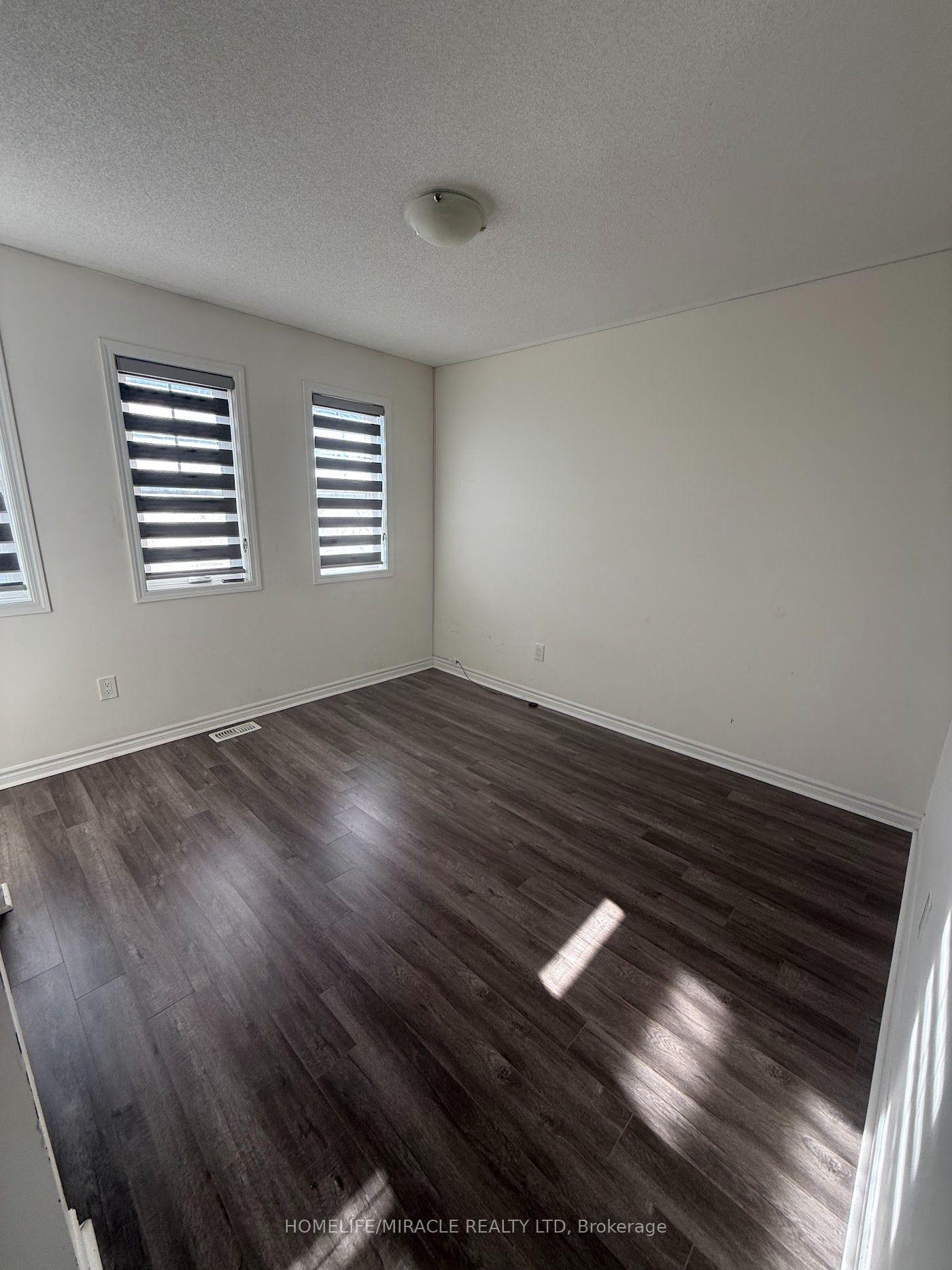 Photo 8 of 69 Benhurst Crescent, Brampton, Northwest Brampton — HOMEH