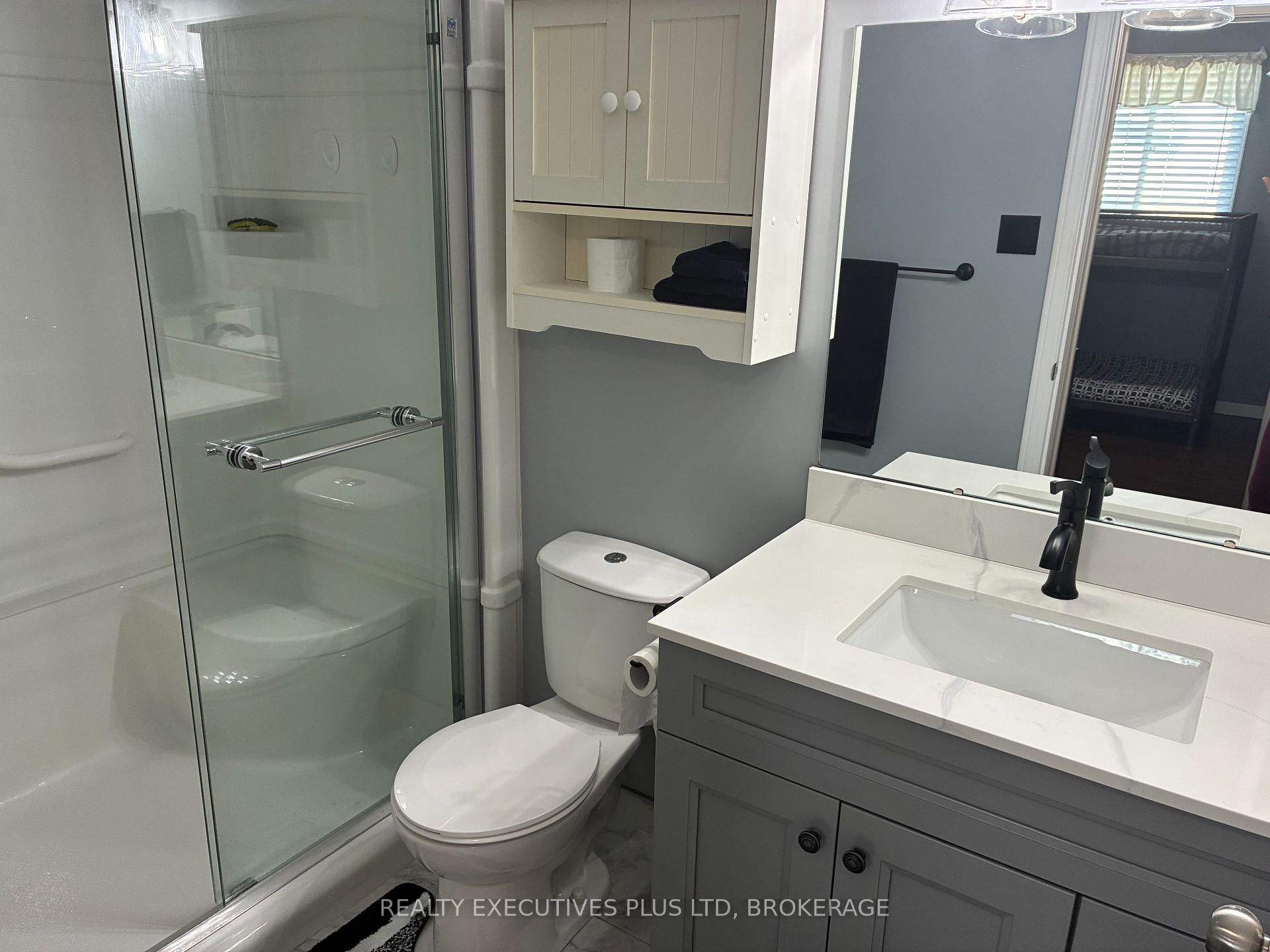 Photo 38 of 94 Carriage Road, St. Catharines, Secord Woods — HOMEH