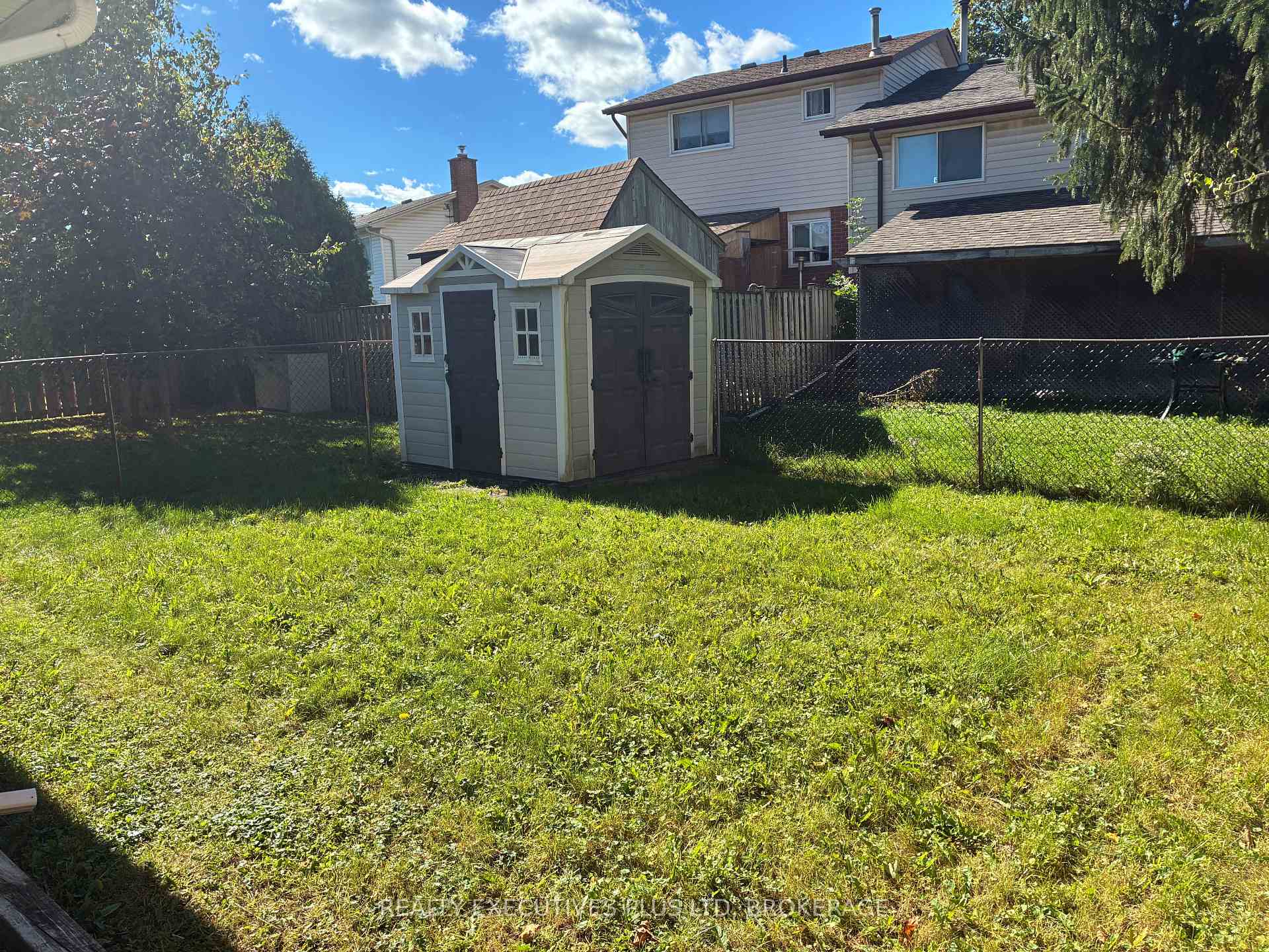 Photo 45 of 94 Carriage Road, St. Catharines, Secord Woods — HOMEH