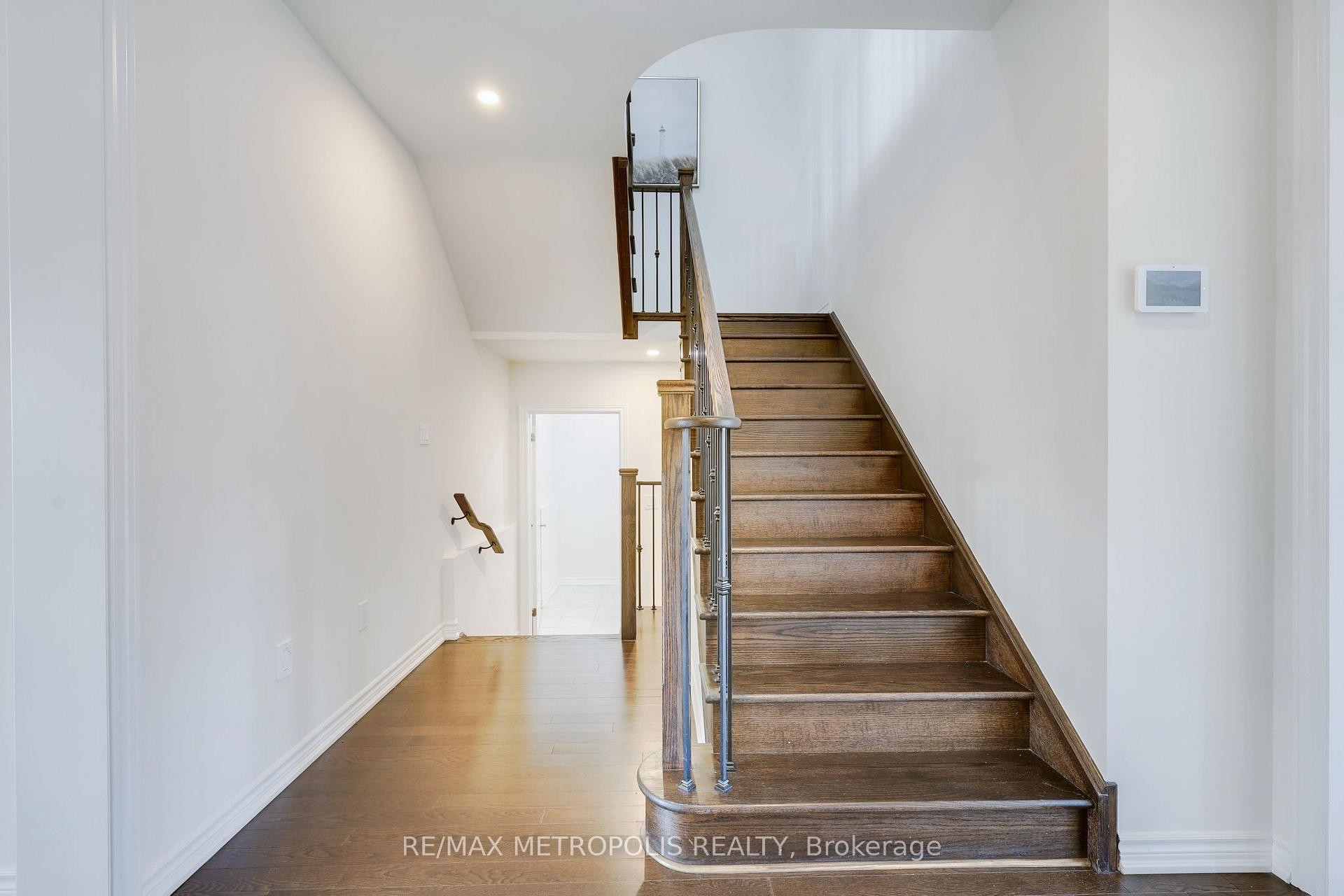 Photo 36 of 15 Douglas Kemp Crescent, Clarington, Bowmanville — HOMEH