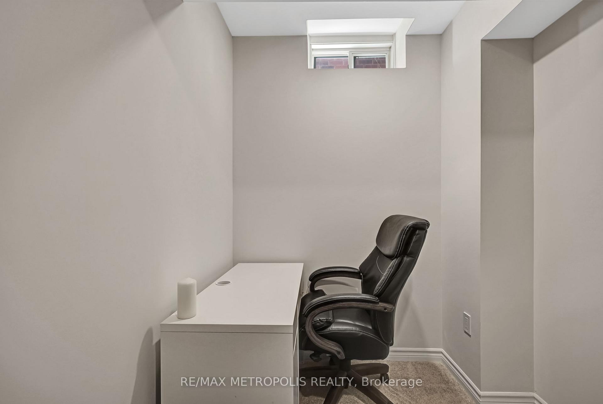 Photo 40 of 15 Douglas Kemp Crescent, Clarington, Bowmanville — HOMEH