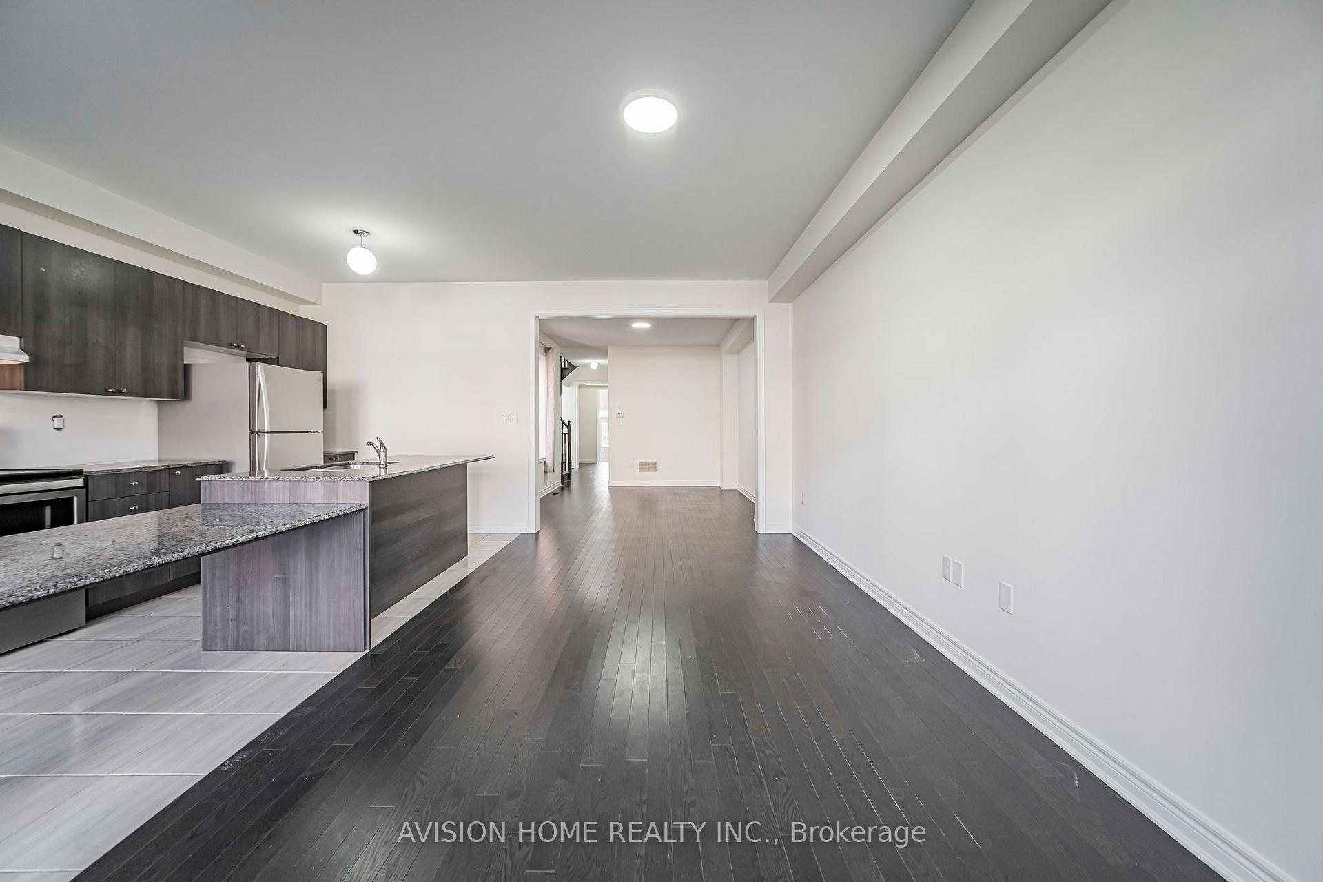 Photo 8 of 24 Titan Trail, Markham, Cedarwood — HOMEH