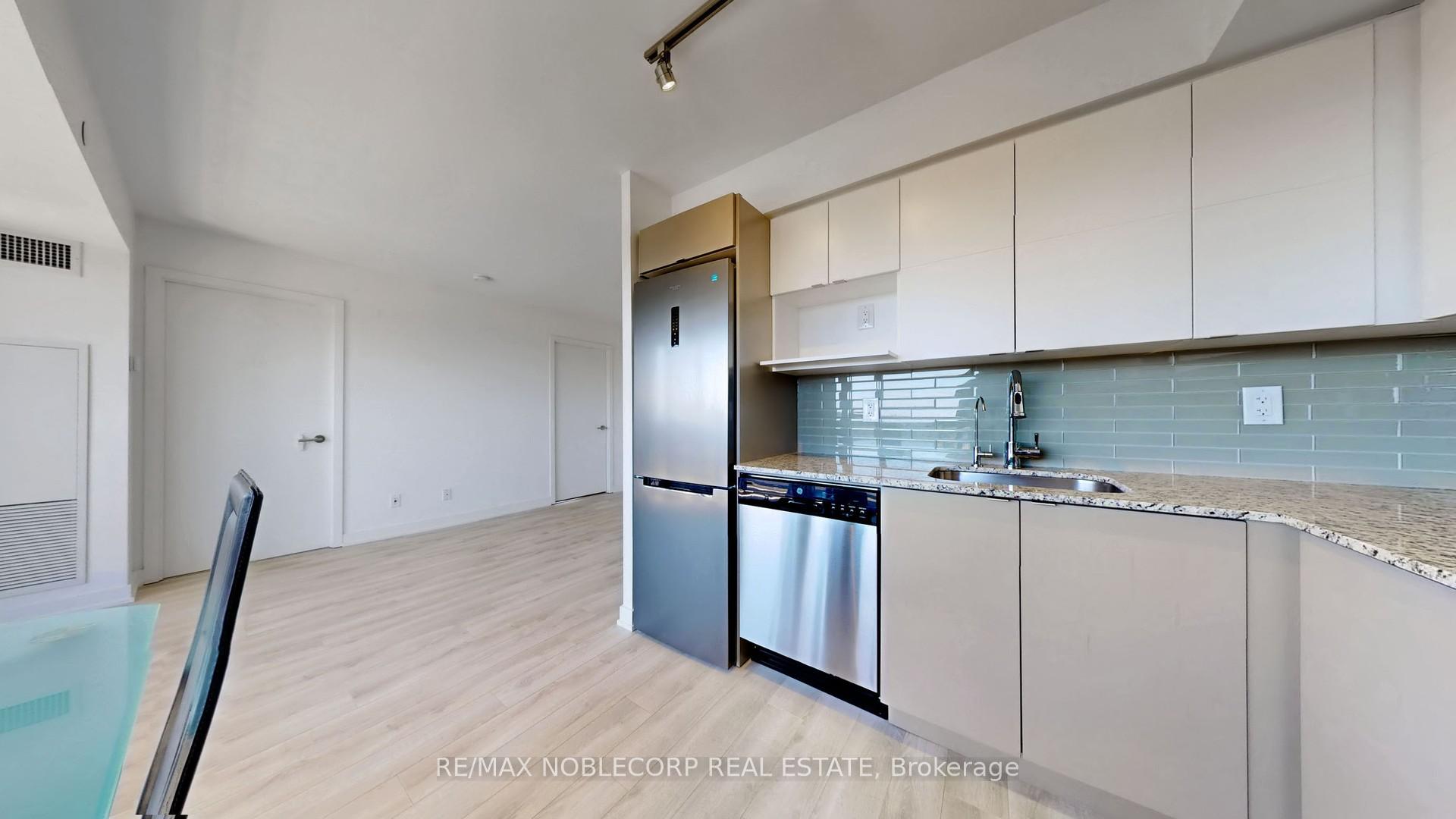 Photo 11 of Unit 1116, 120 Varna Drive, Toronto, Englemount-Lawrence — HOMEH
