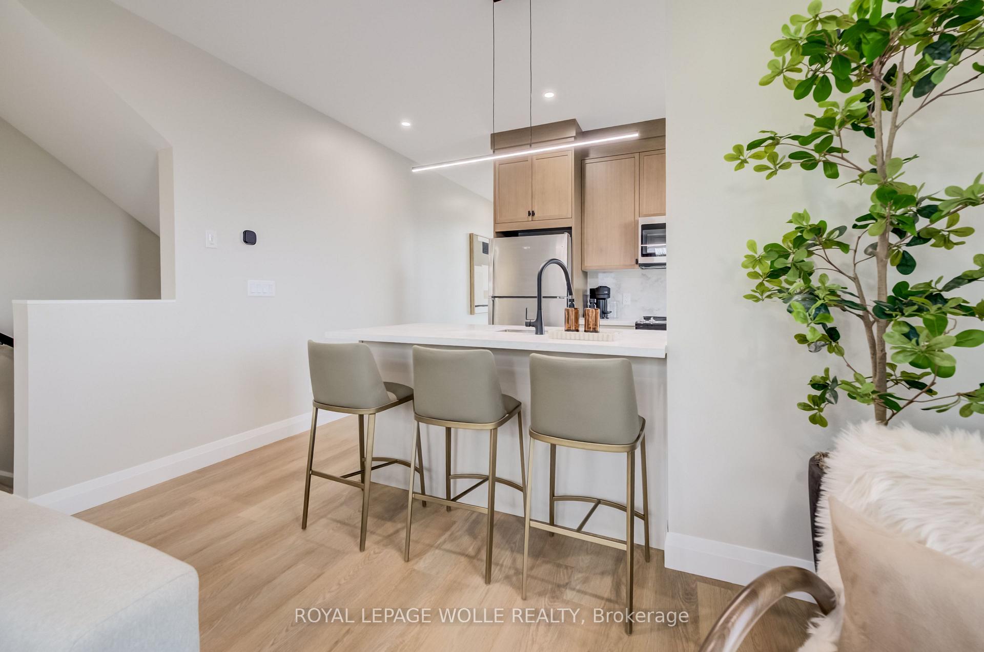 Photo 11 of Unit UNIT 12 (THE GLEN), 210 Heritage Drive, Kitchener, Grand River North — HOMEH