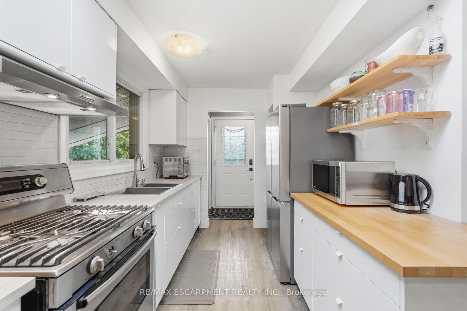 Photo 4 of 19 Ellingwood Avenue, Hamilton, Kentley — HOMEH