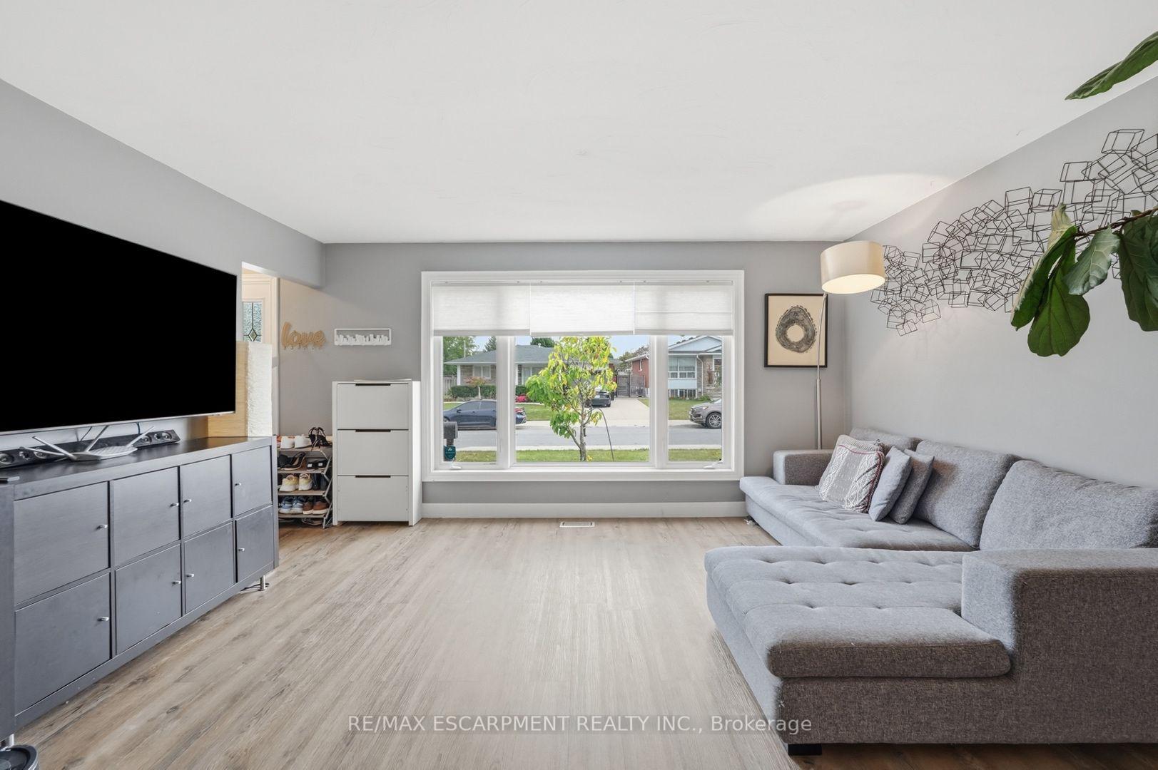 Photo 10 of 19 Ellingwood Avenue, Hamilton, Kentley — HOMEH