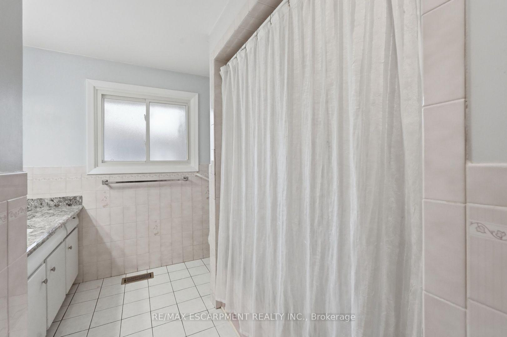 Photo 18 of 19 Ellingwood Avenue, Hamilton, Kentley — HOMEH