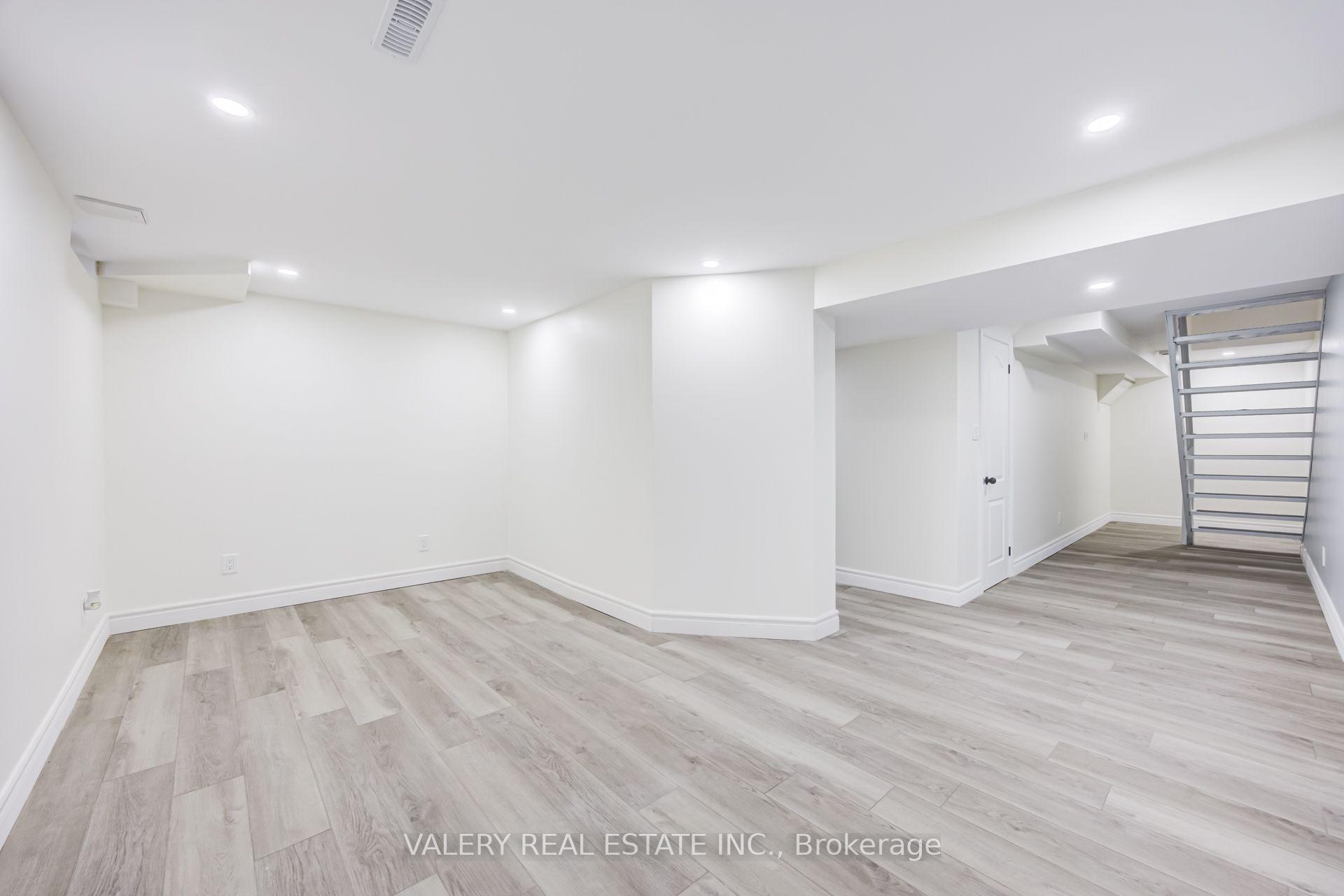 Photo 26 of Unit 50, 1131 Sandhurst Circle, Scarborough, Agincourt North — HOMEH