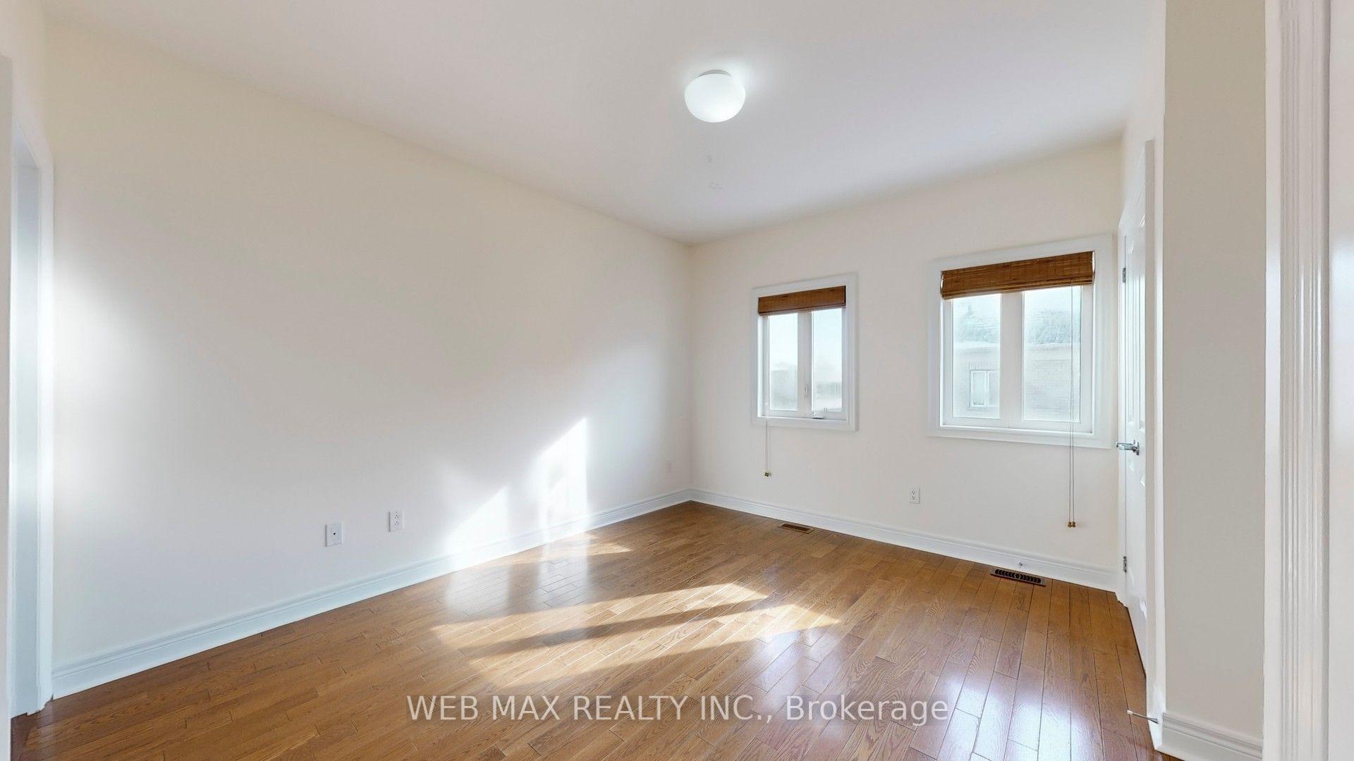 Photo 25 of 39 Furrow Lane, Etobicoke, Islington-City Centre West — HOMEH