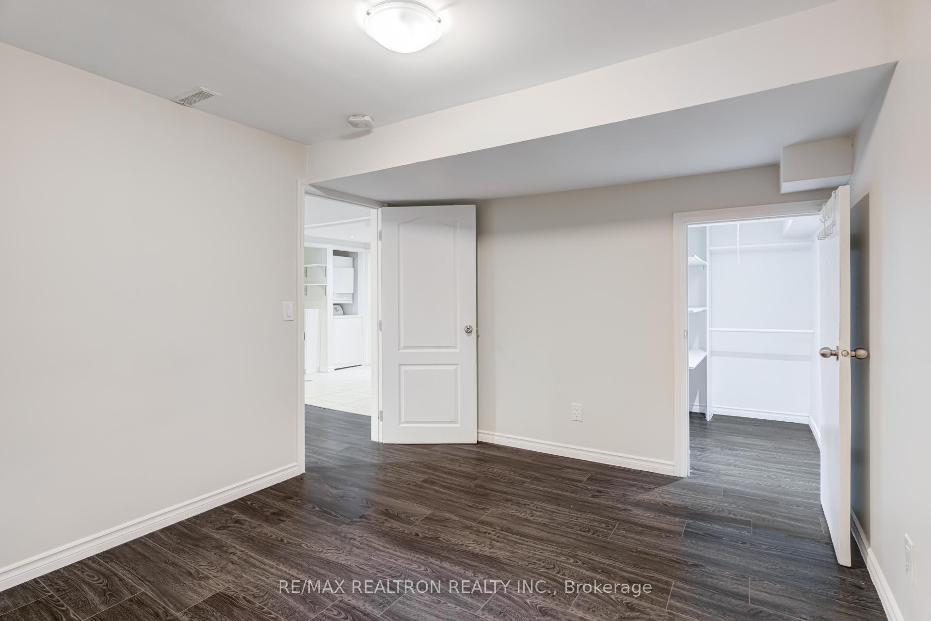 Photo 15 of 718 Edgewood Road S, Pickering, Amberlea — HOMEH