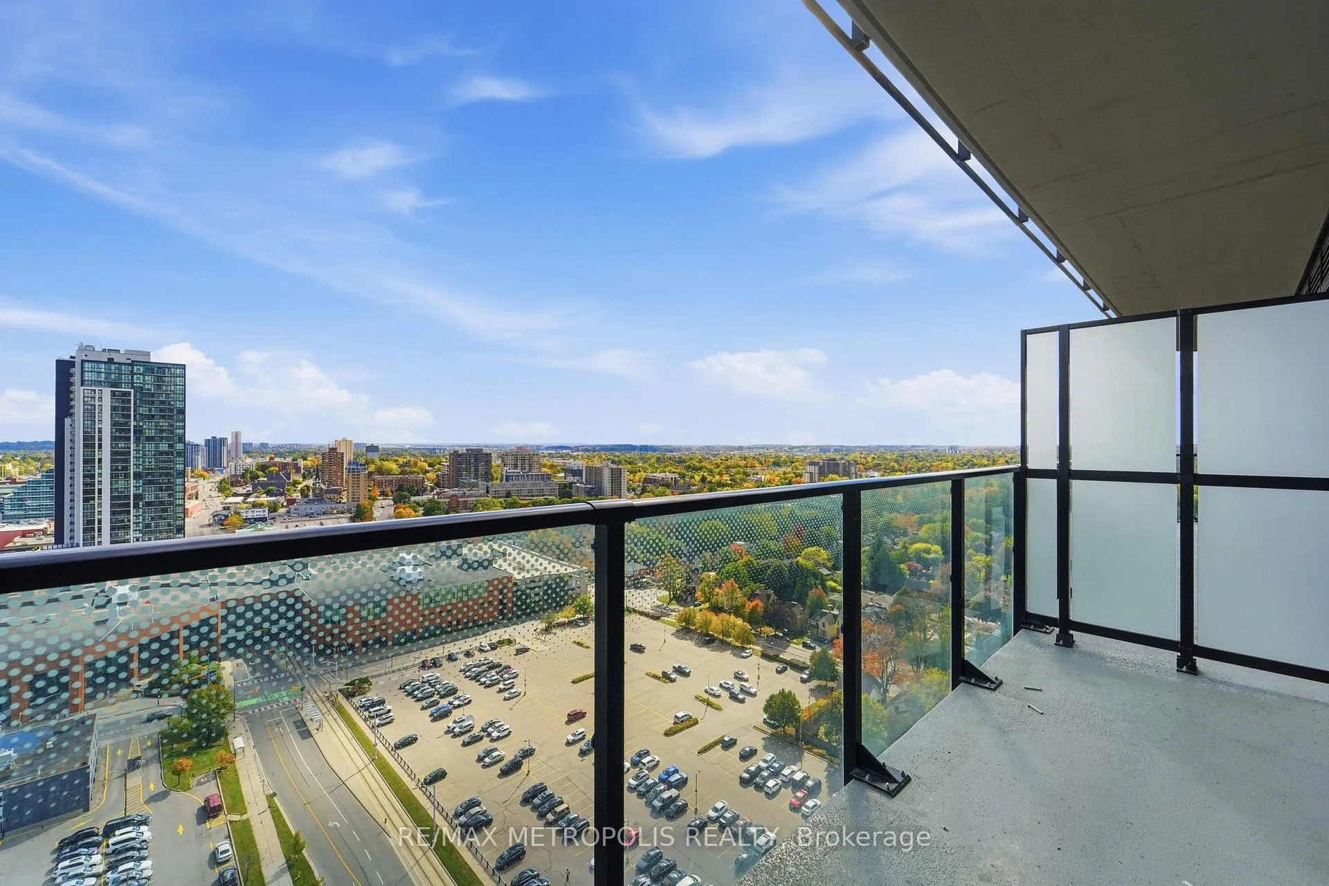 Photo 13 of Unit 2204, 30 Francis Street, Kitchener, City Commercial Core — HOMEH