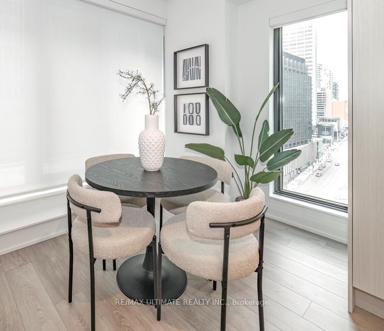 Photo 14 of Unit 1008, 20 Soudan Avenue, Toronto, Mount Pleasant West — HOMEH