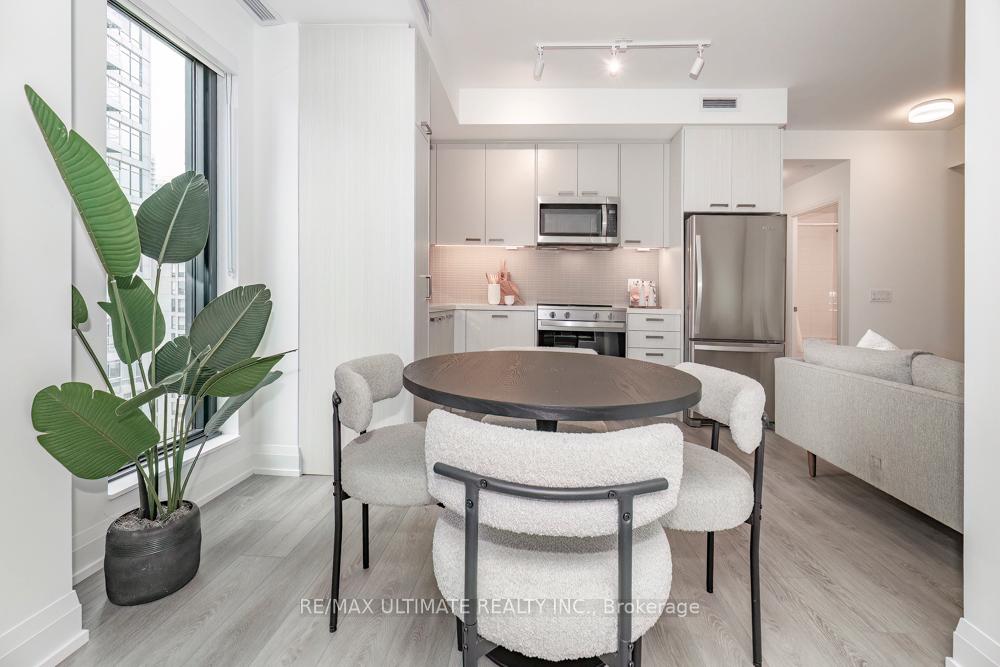 Photo 16 of Unit 1008, 20 Soudan Avenue, Toronto, Mount Pleasant West — HOMEH