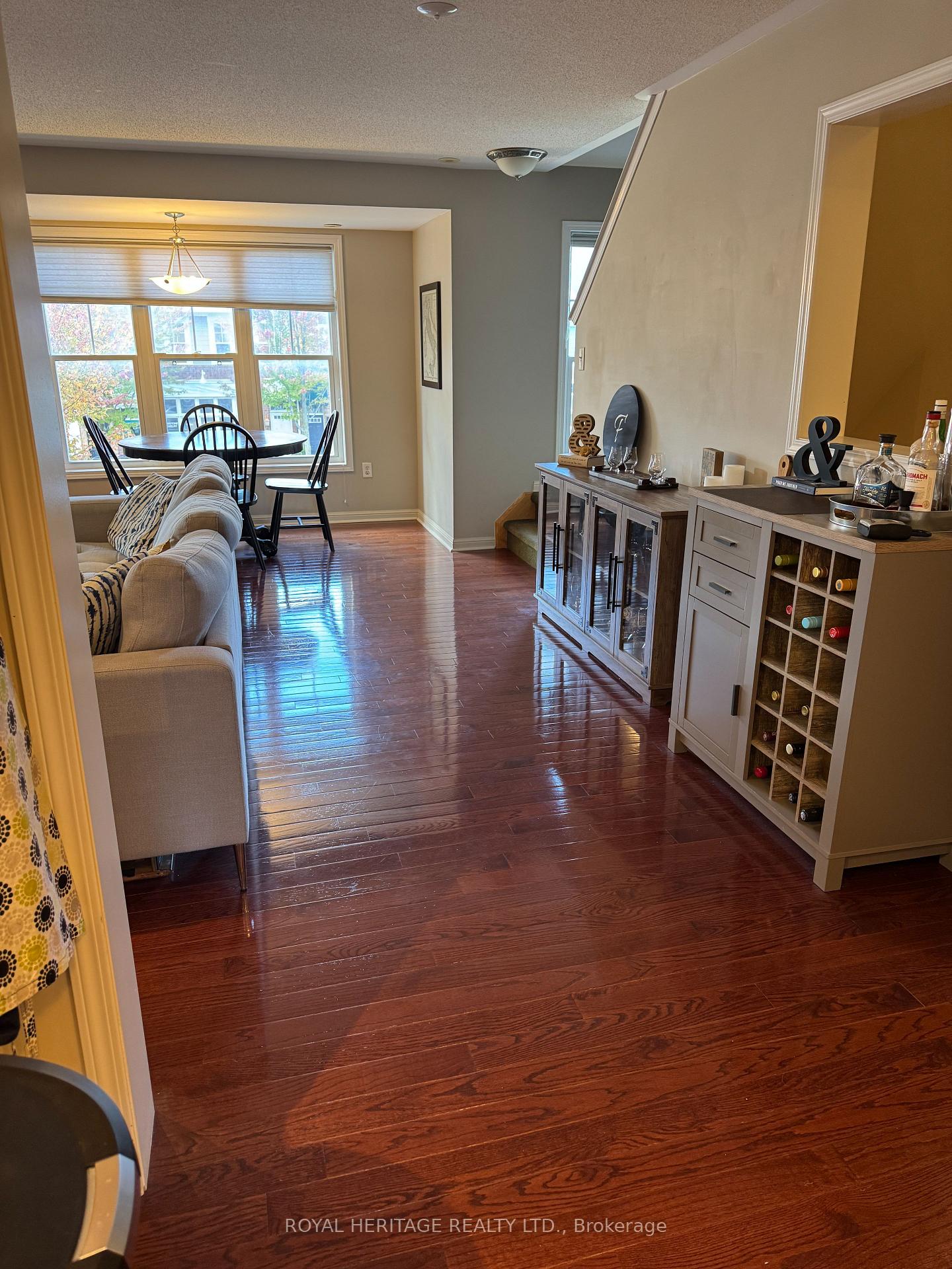 Photo 5 of Unit Upper #1, 2728 Bur Oak Avenue, Markham, Cornell — HOMEH