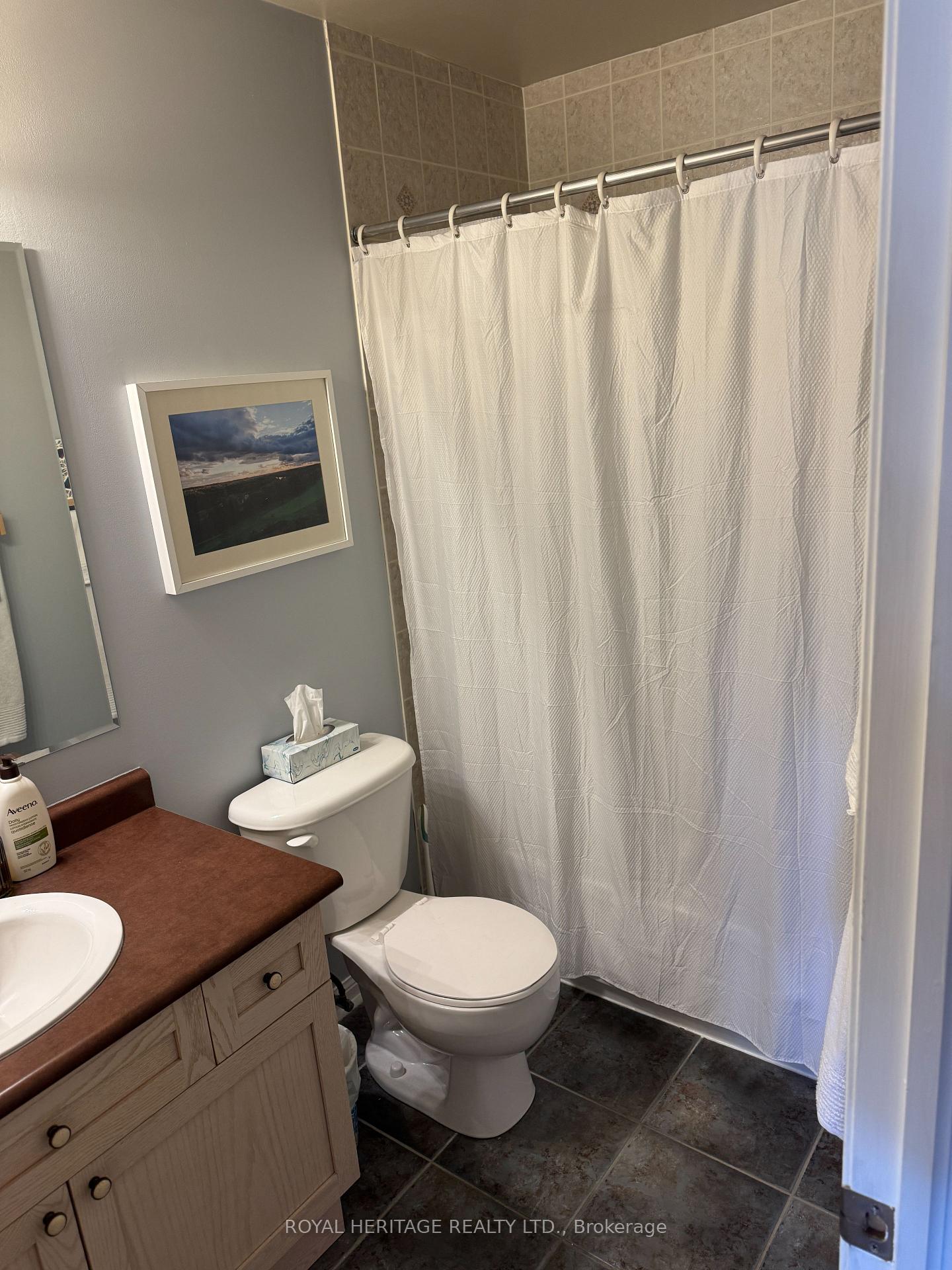 Photo 18 of Unit Upper #1, 2728 Bur Oak Avenue, Markham, Cornell — HOMEH