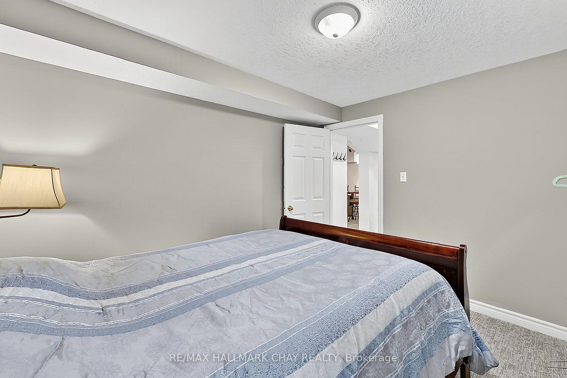 Photo 24 of 23 Marion Crescent, Barrie, Wellington — HOMEH