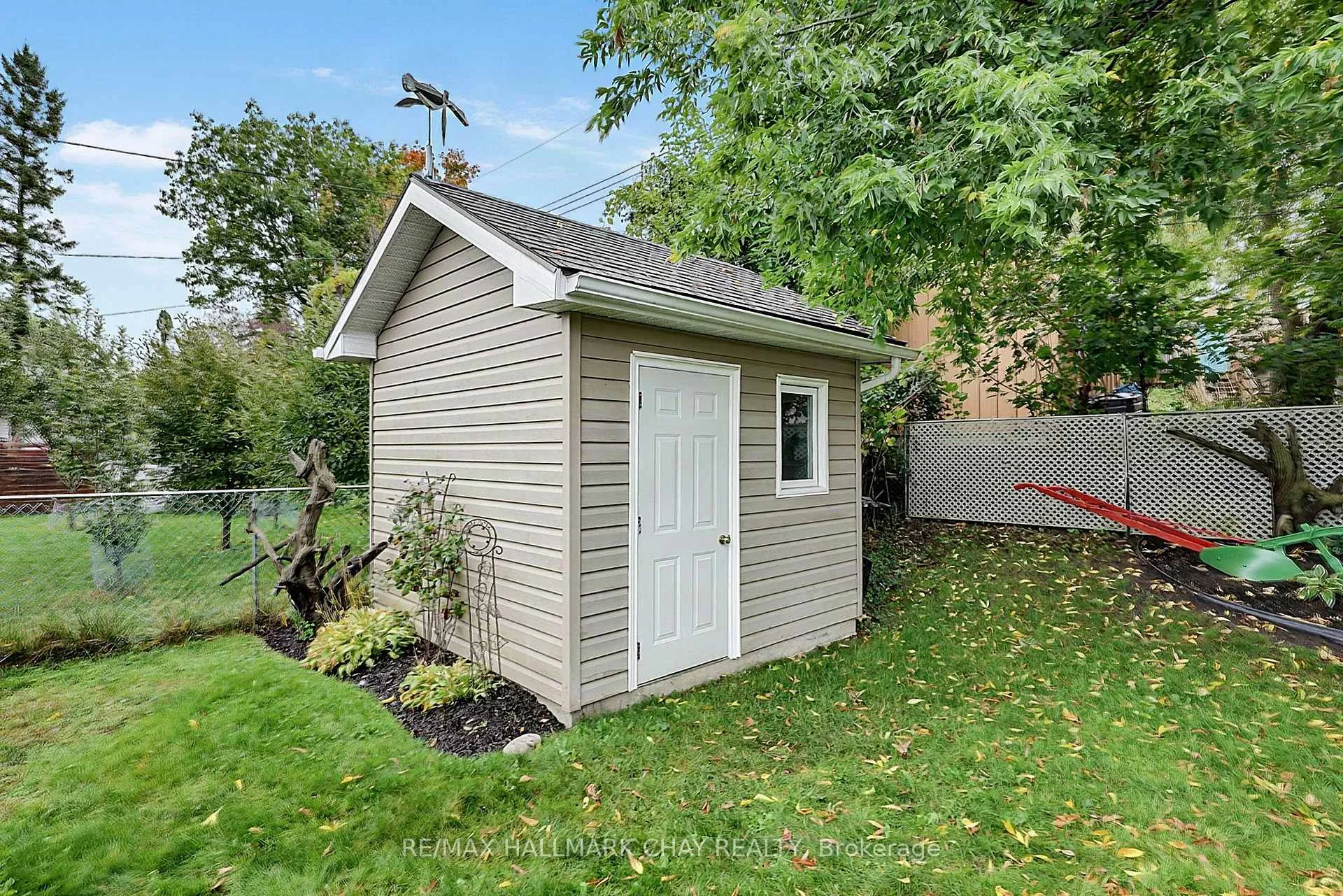 Photo 29 of 23 Marion Crescent, Barrie, Wellington — HOMEH