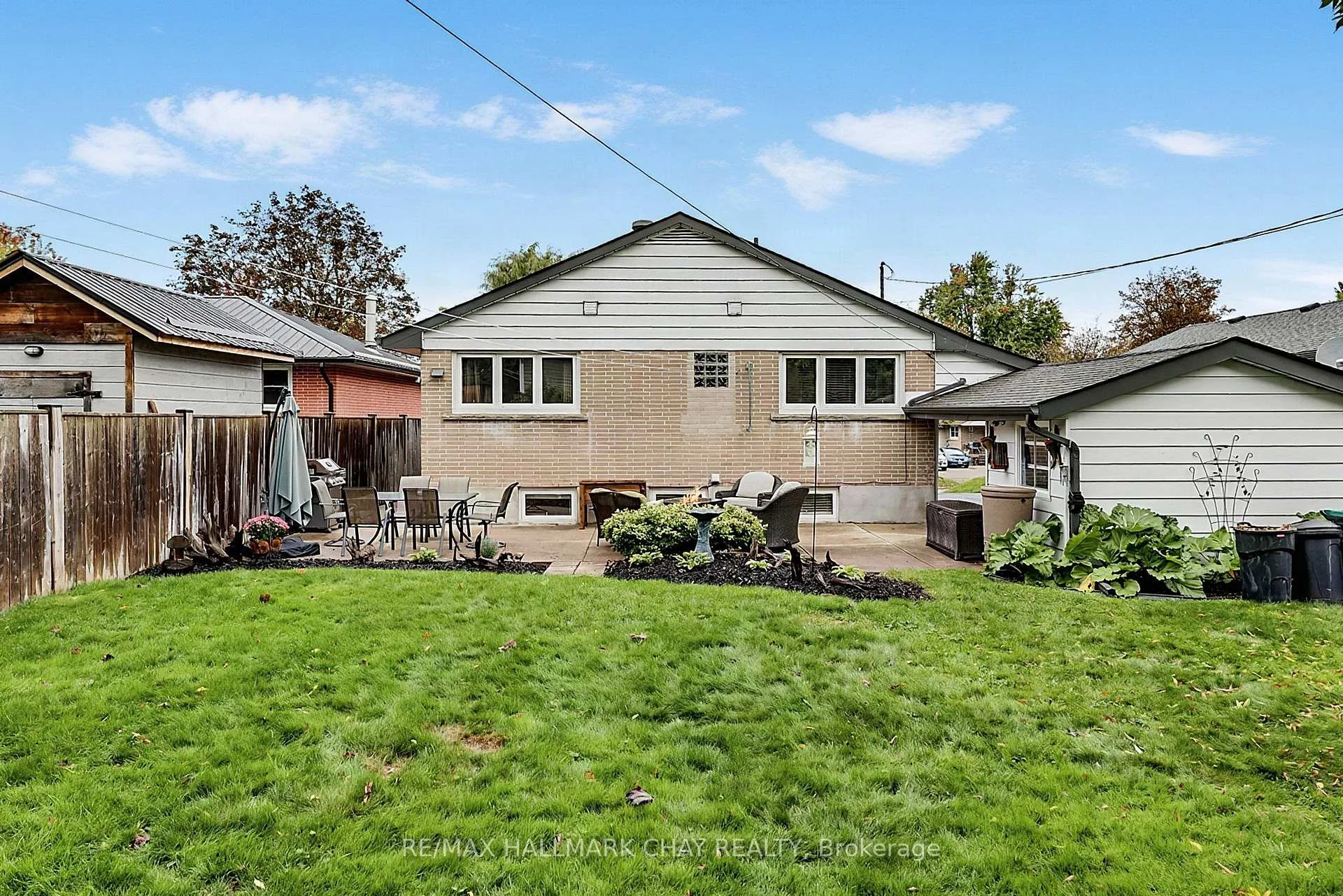 Photo 30 of 23 Marion Crescent, Barrie, Wellington — HOMEH
