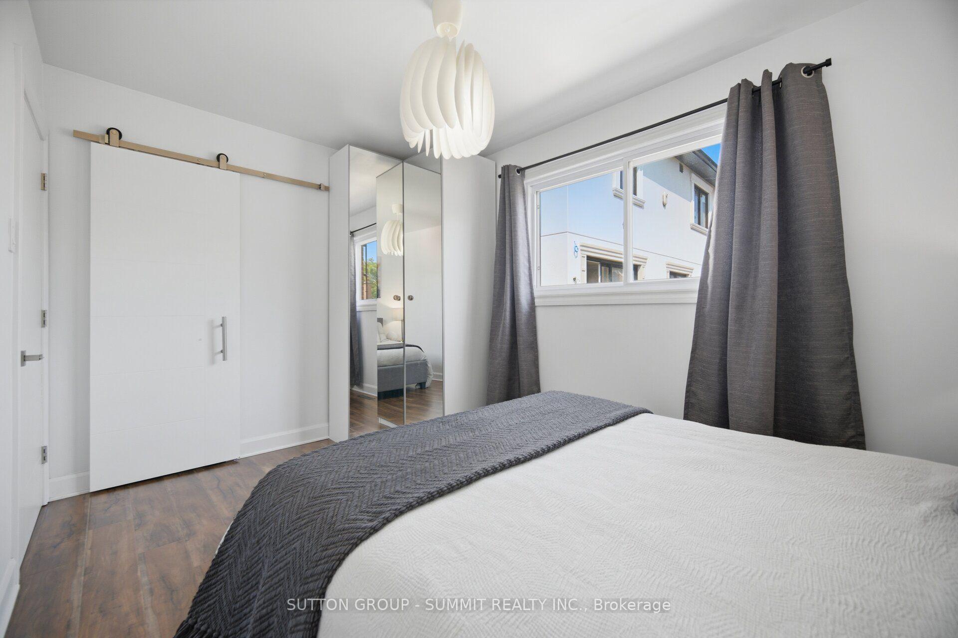 Photo 11 of 1 Lagos Road, Etobicoke, Rexdale-Kipling — HOMEH
