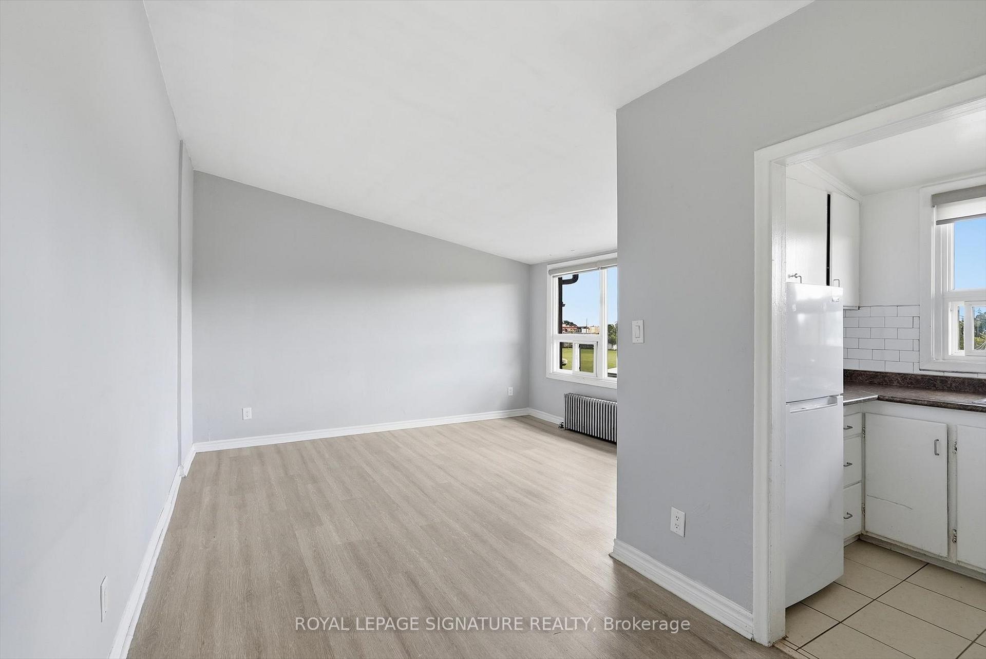 Photo 2 of Unit 301, 49 Cuffley Crescent S, North York, Downsview-Roding-CFB — HOMEH
