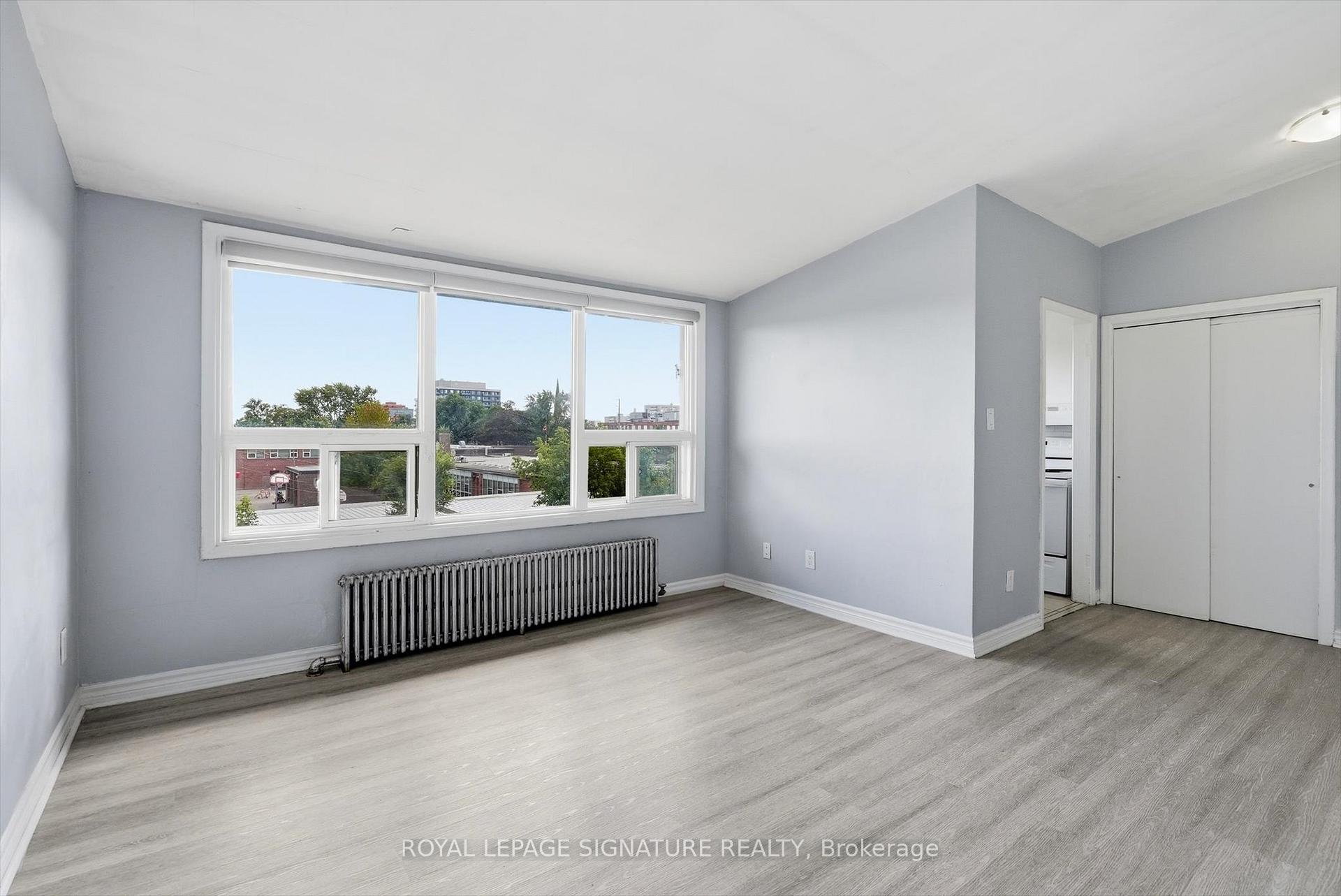 Photo 5 of Unit 301, 49 Cuffley Crescent S, North York, Downsview-Roding-CFB — HOMEH